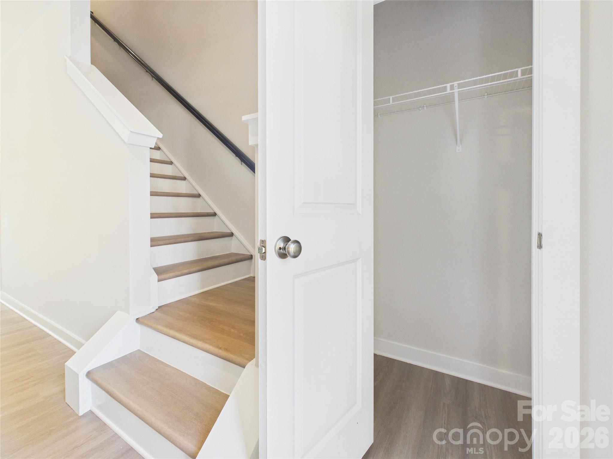 105 Dilling Street 03 Property Photo 4