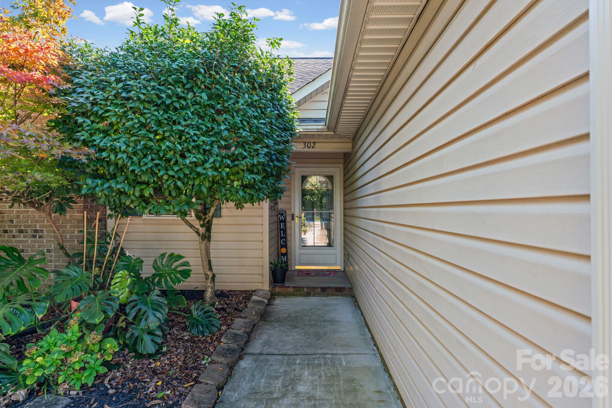 302 Hidden Creek Circle Property Photo 30