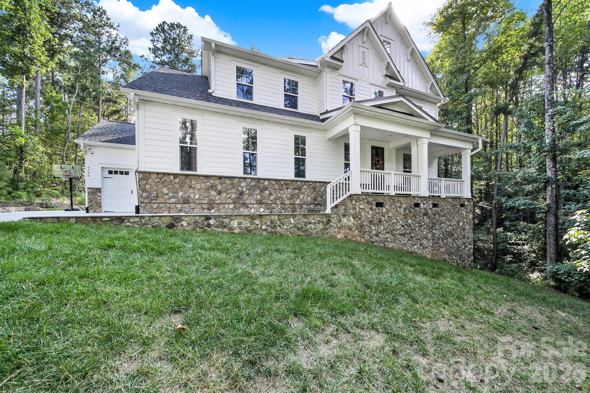 6340 Harbor Oaks Drive Property Photo 1