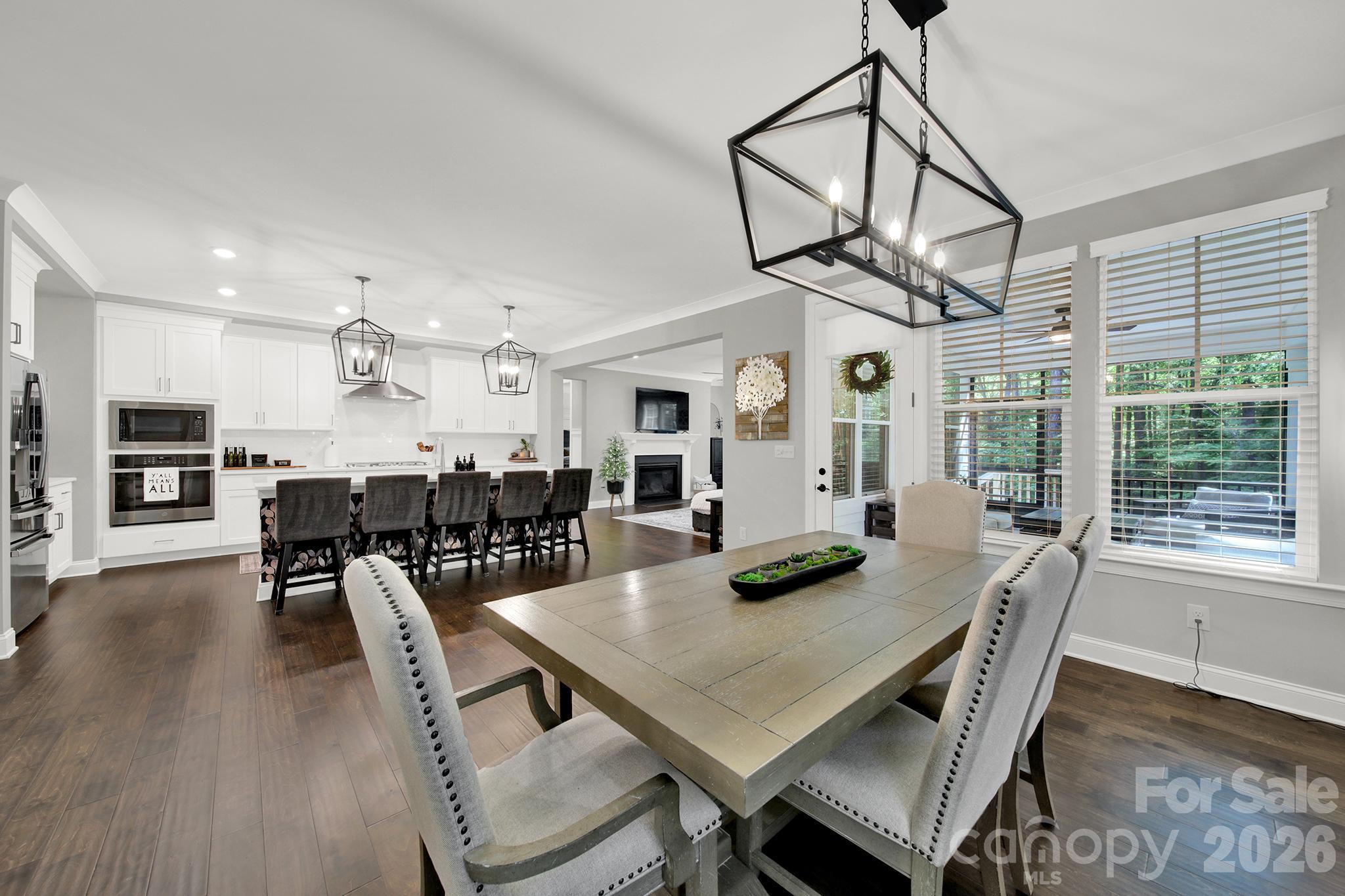 6340 Harbor Oaks Drive Property Photo 11