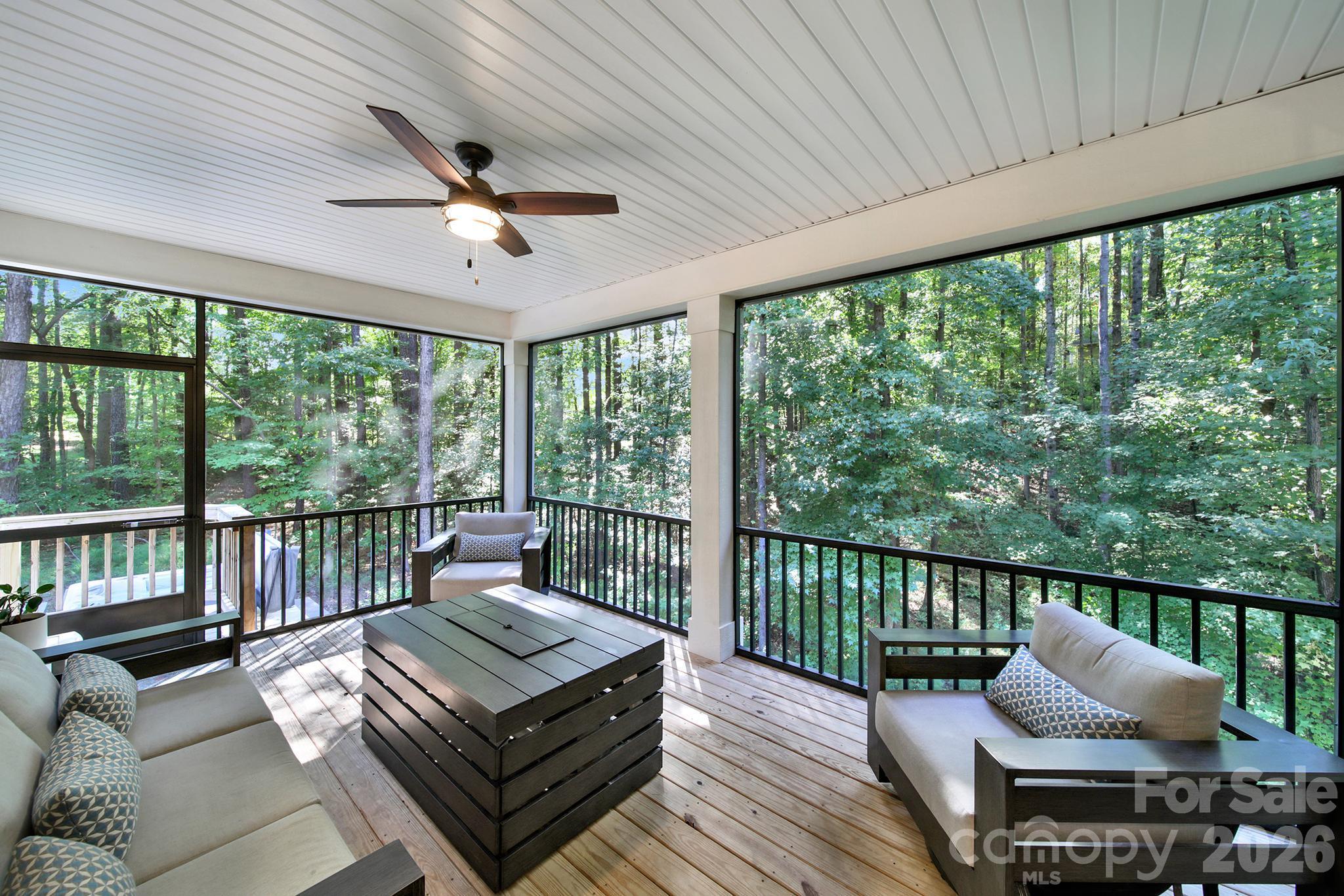 6340 Harbor Oaks Drive Property Photo 14