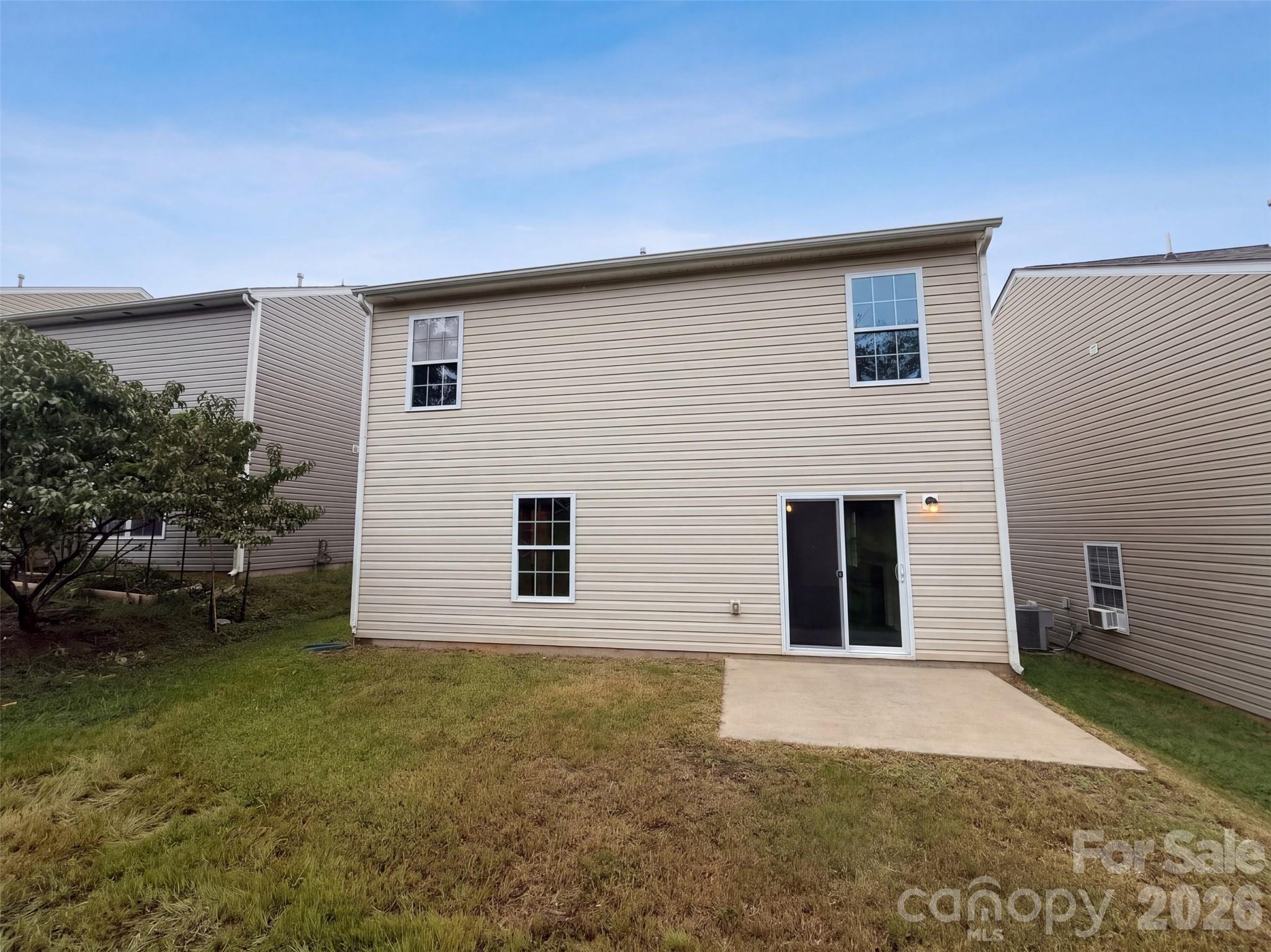 3980 Long Arrow Drive Property Photo 5