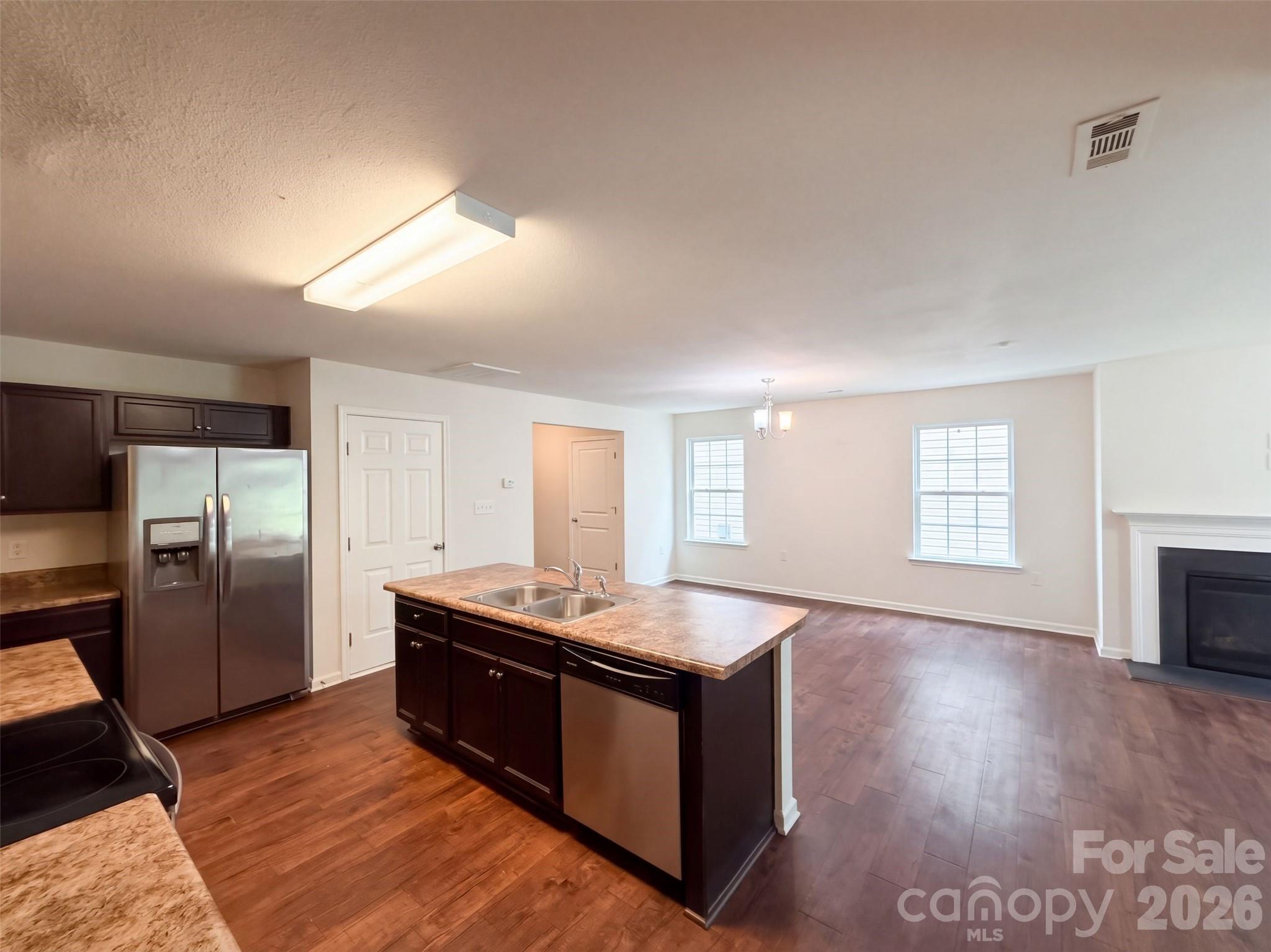 3980 Long Arrow Drive Property Photo 7