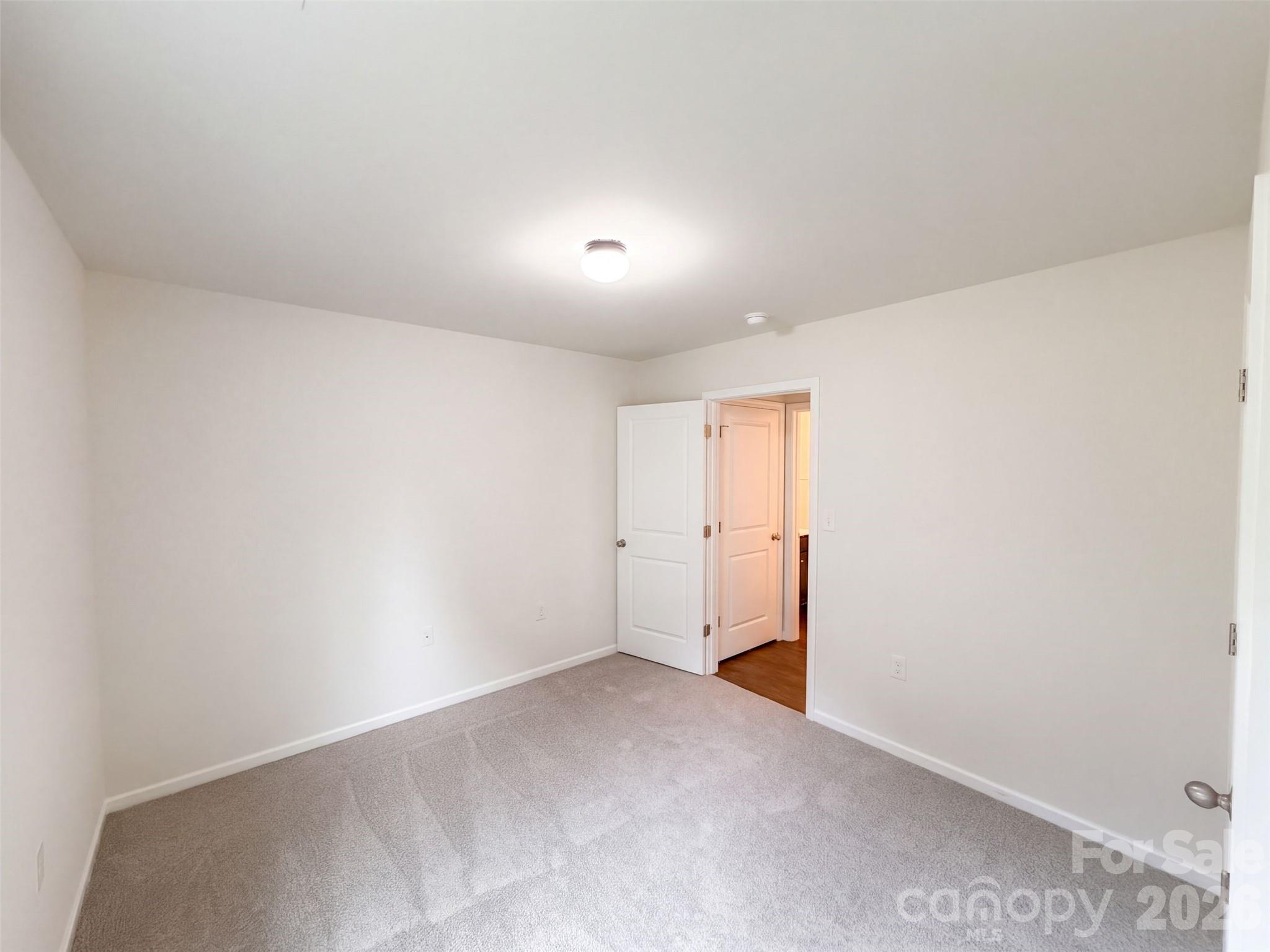 3980 Long Arrow Drive Property Photo 18
