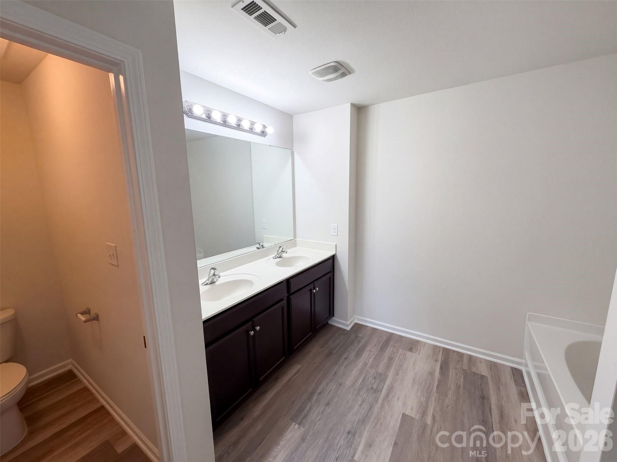 3980 Long Arrow Drive Property Photo 19