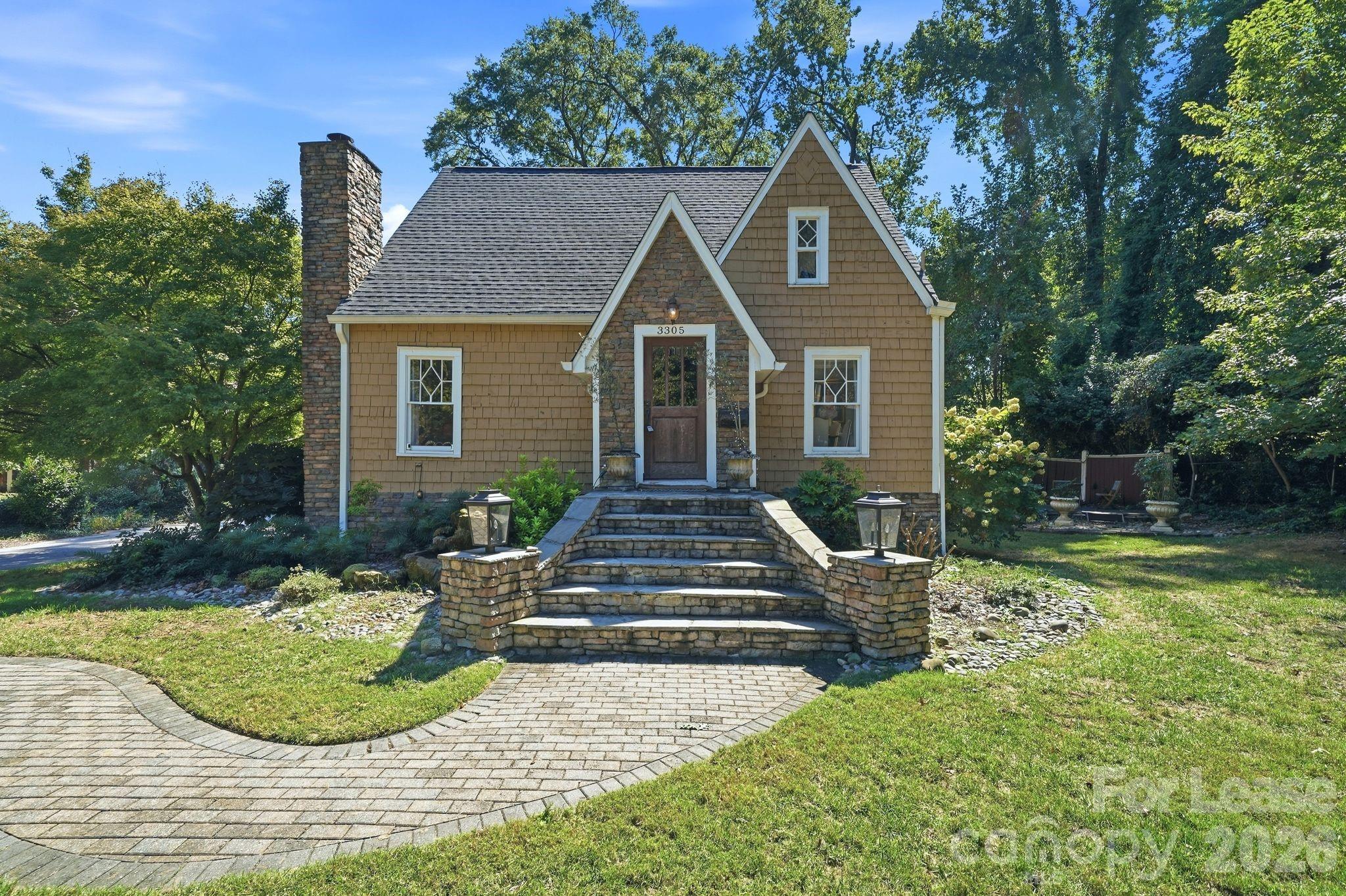 3305 Cambridge Road Property Photo 1