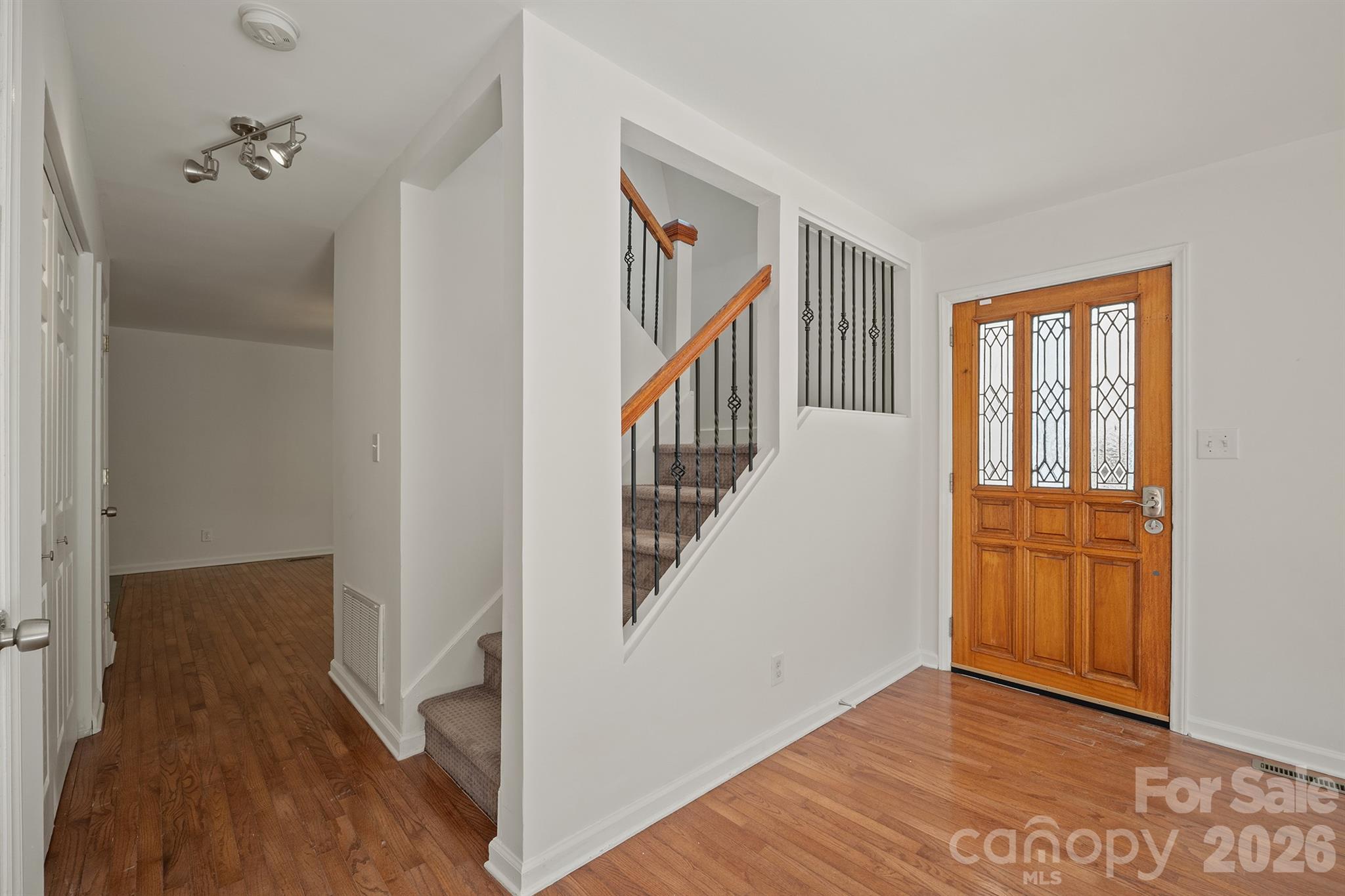 10111 Withers Road Property Photo 6