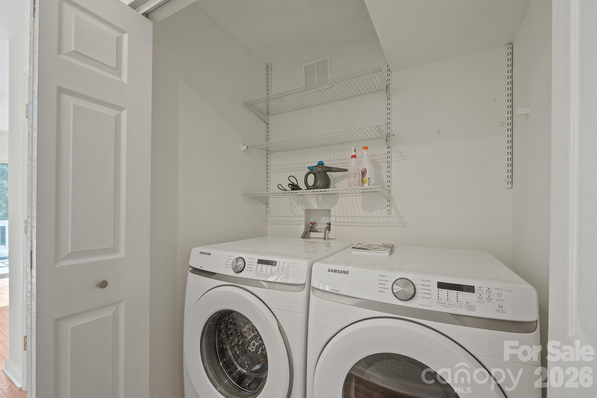 10111 Withers Road Property Photo 12