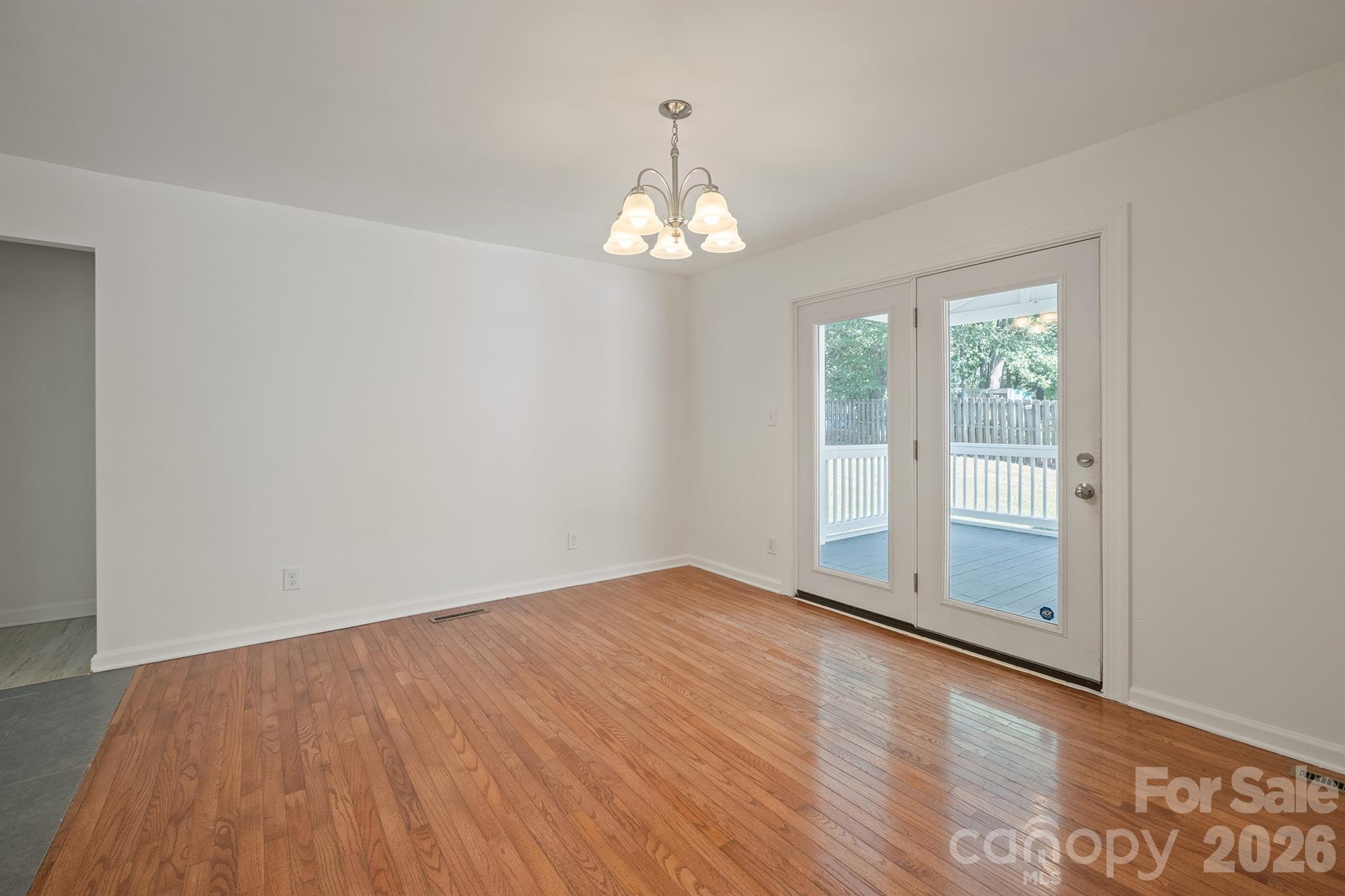 10111 Withers Road Property Photo 14