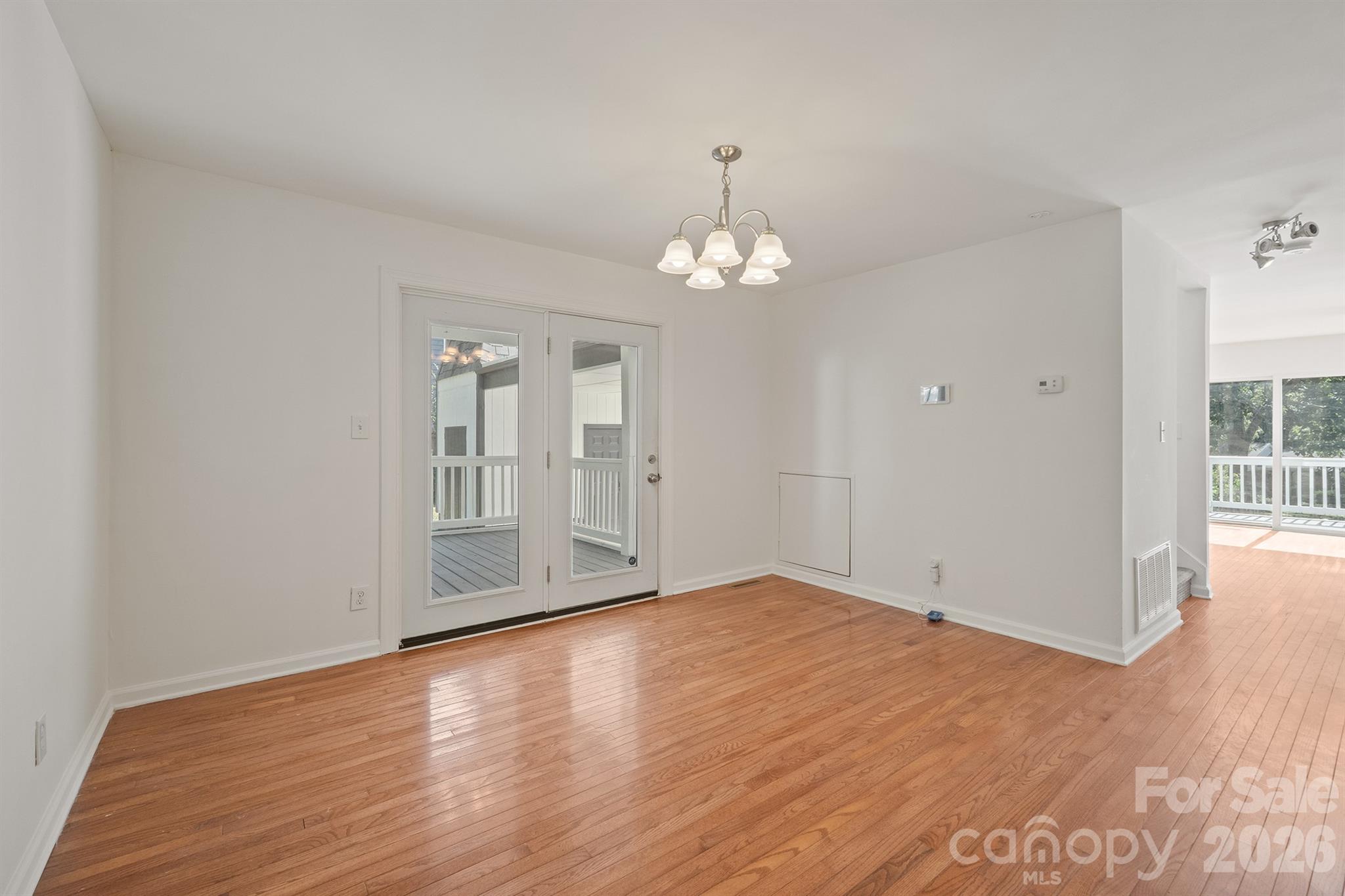 10111 Withers Road Property Photo 15