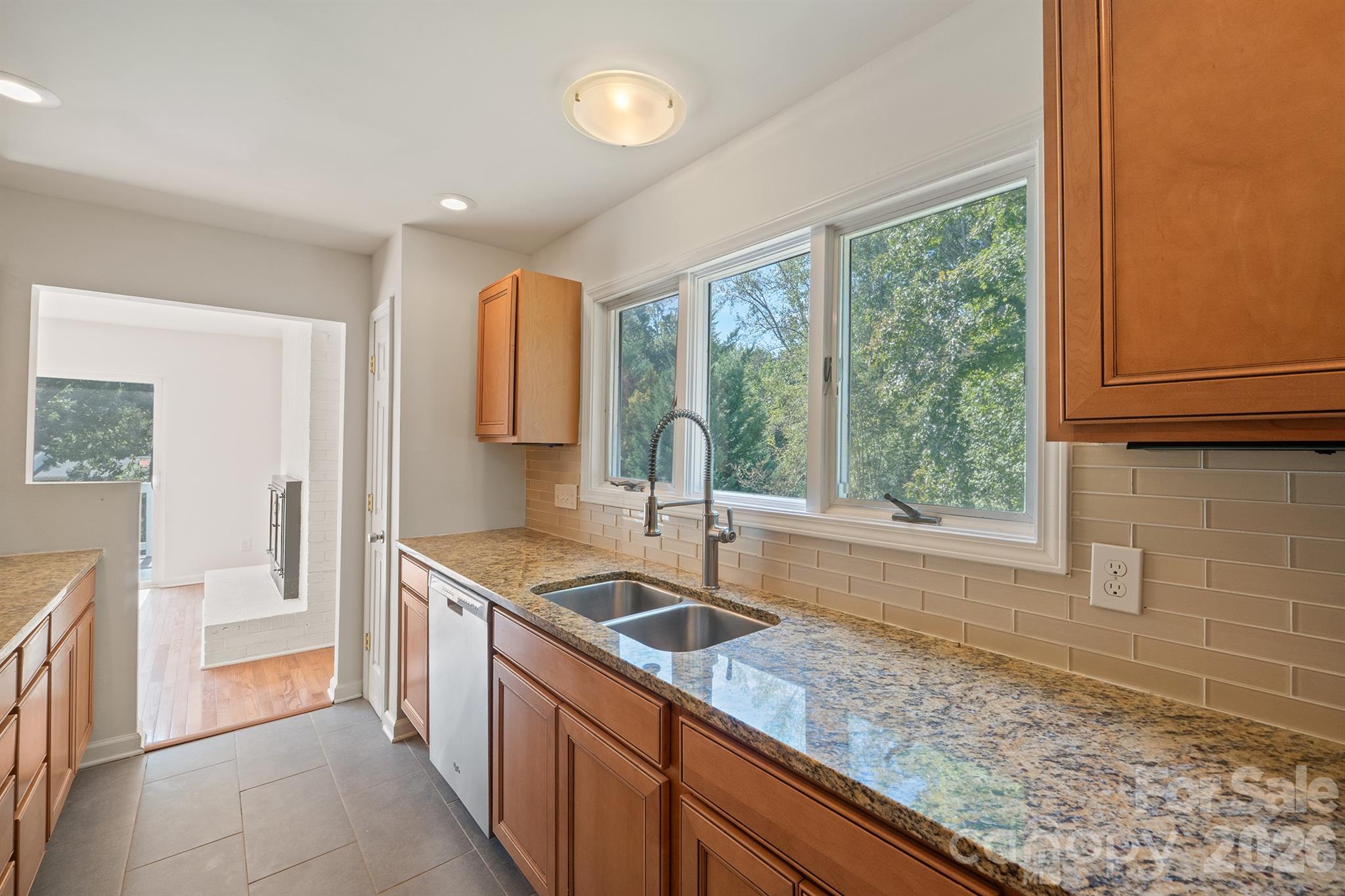 10111 Withers Road Property Photo 20