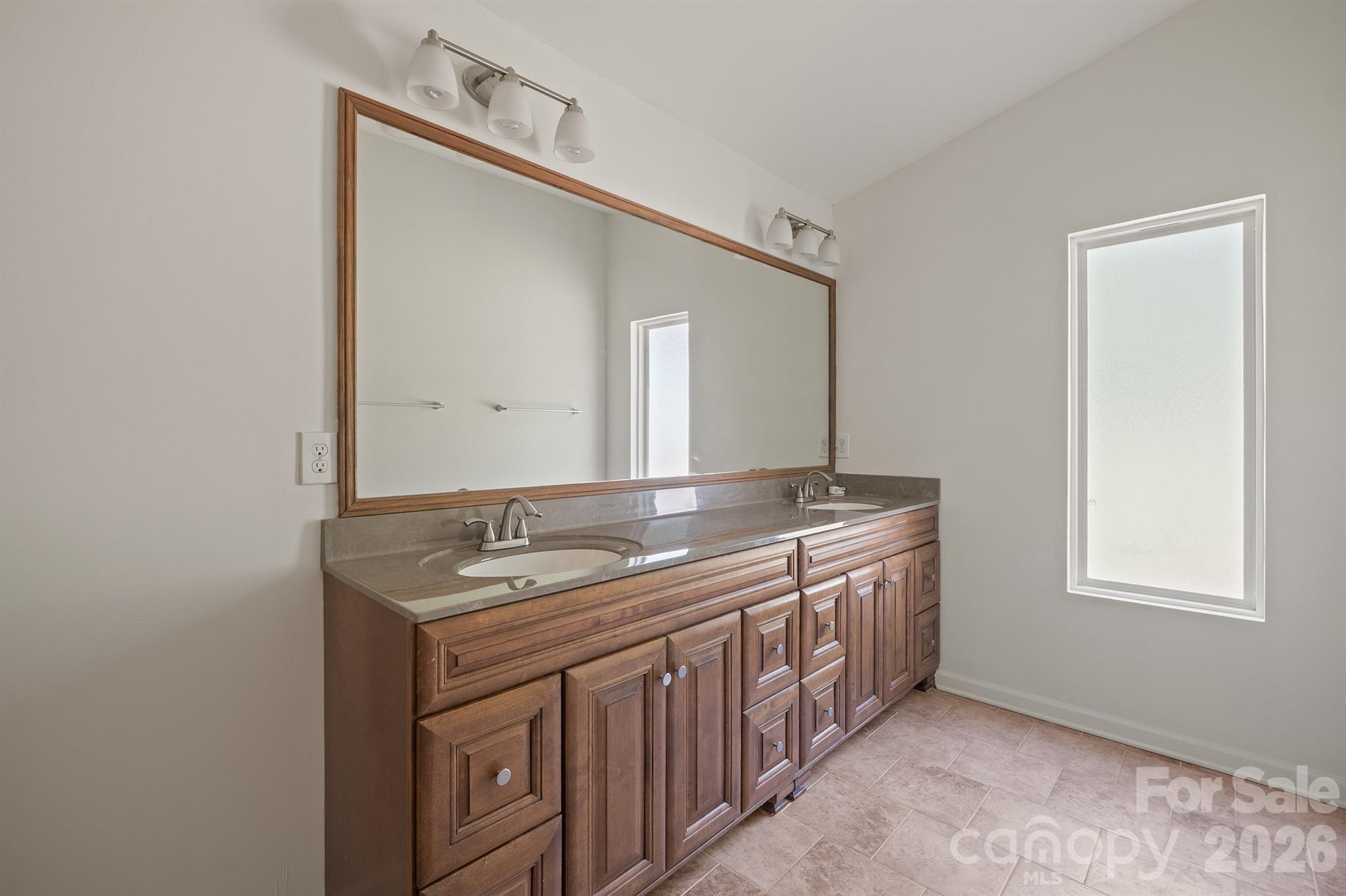10111 Withers Road Property Photo 29