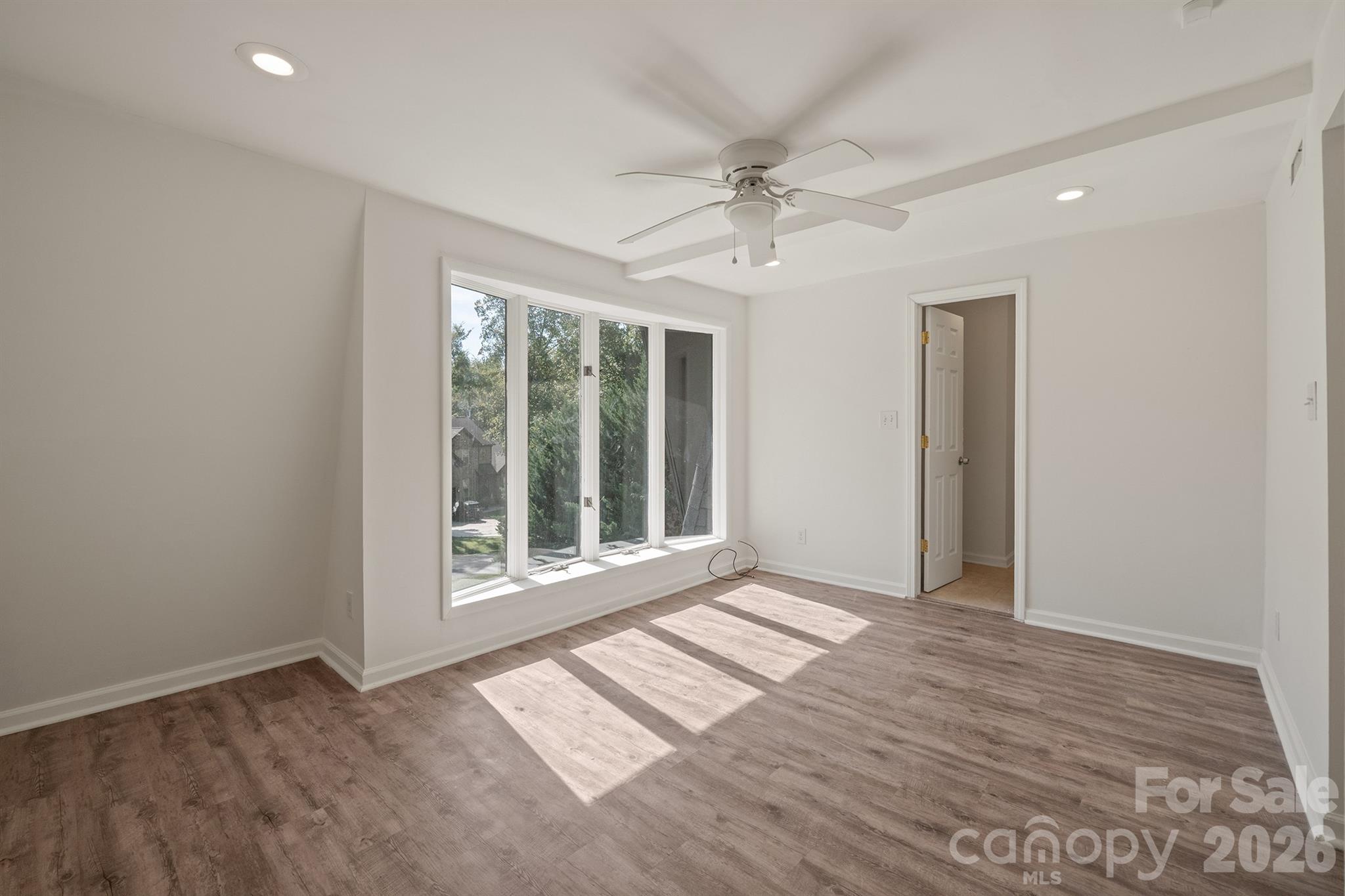 10111 Withers Road Property Photo 32