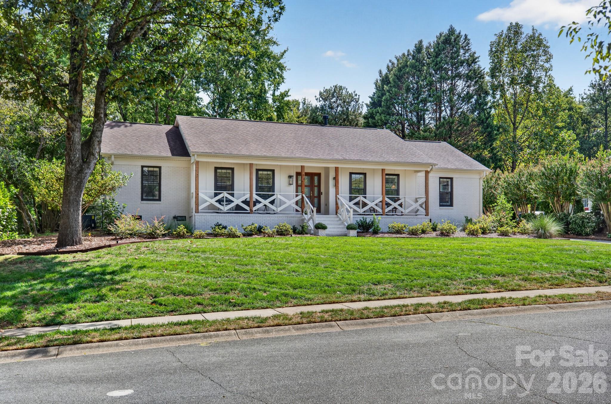 2021 Lynbridge Drive Property Photo 1
