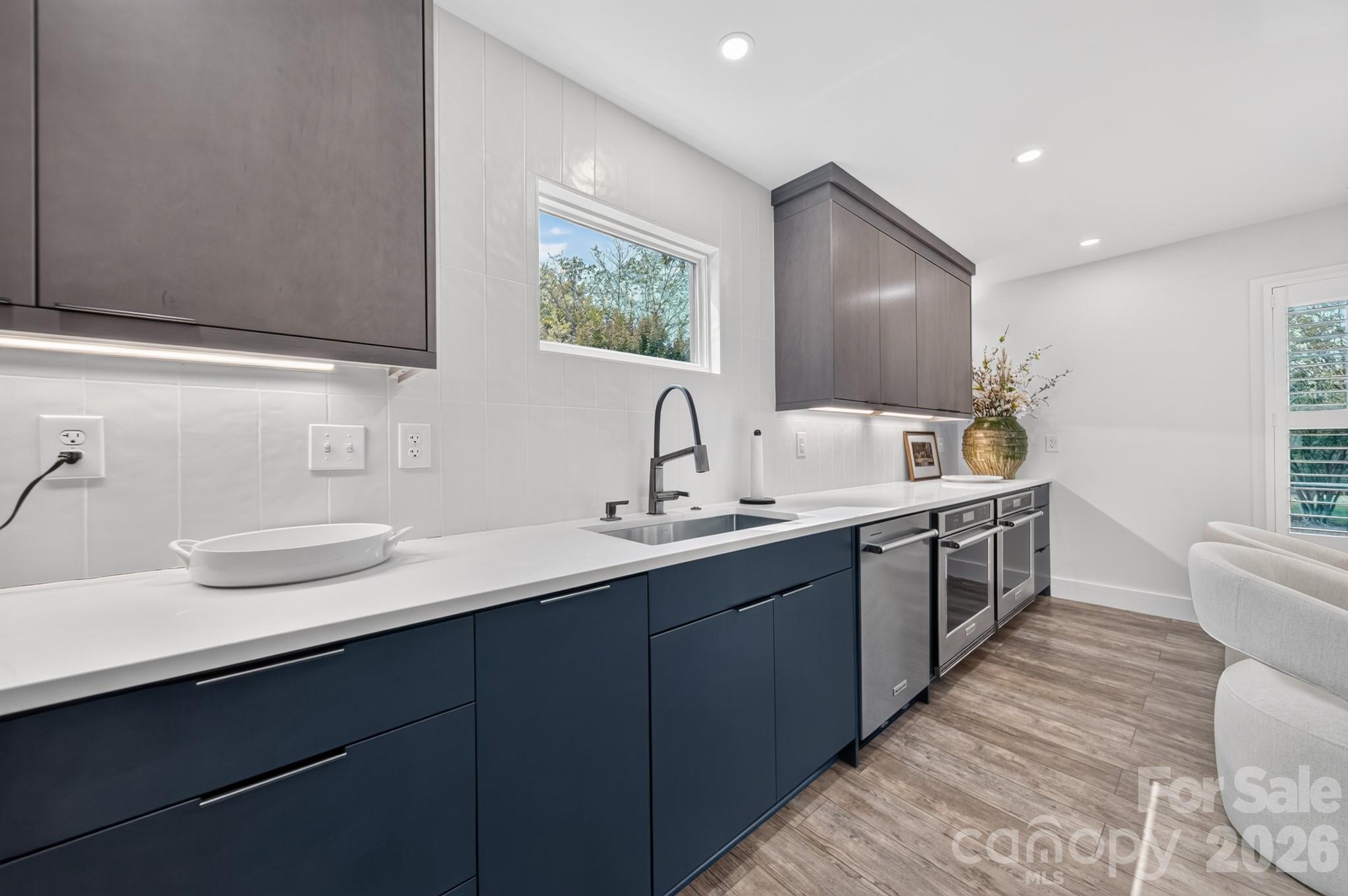 2021 Lynbridge Drive Property Photo 17