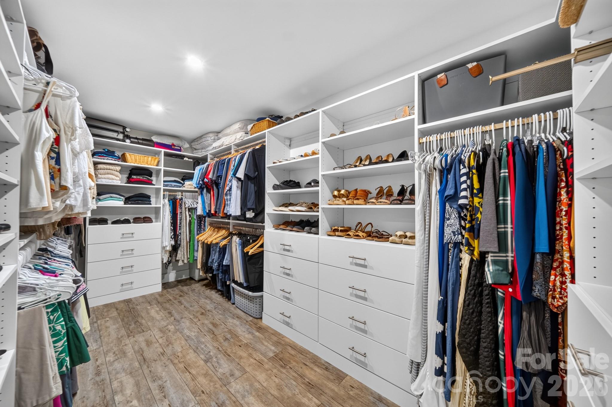 2021 Lynbridge Drive Property Photo 22