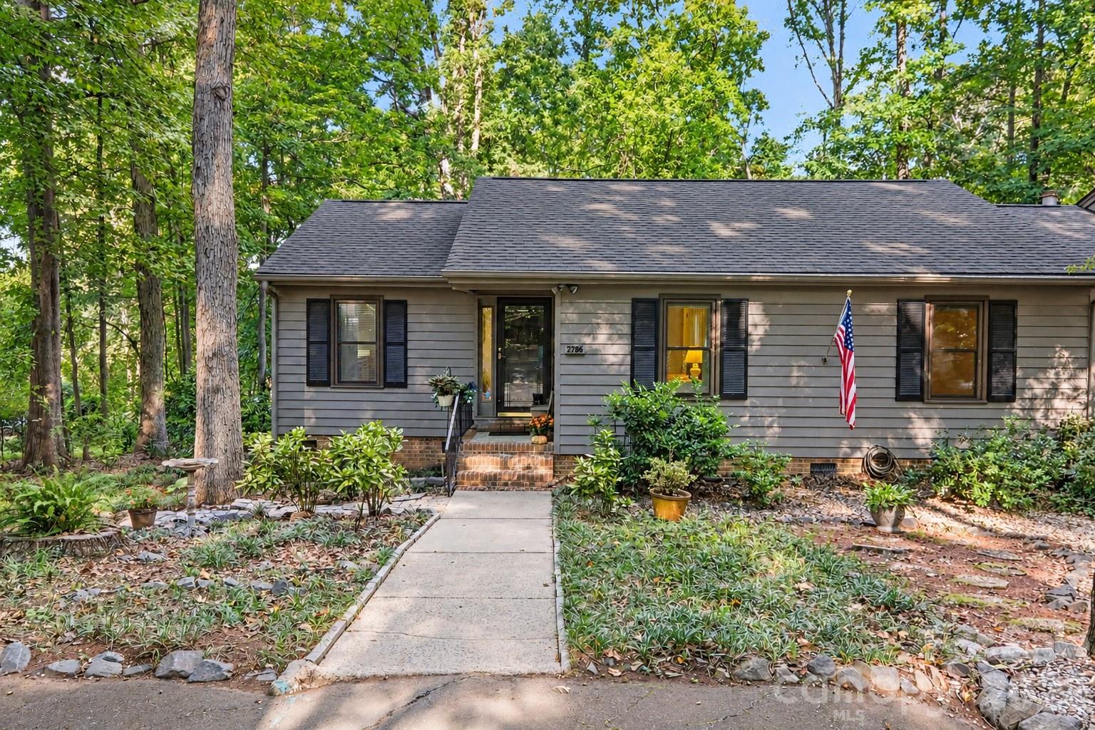 2786 Dogwood Hills Court Property Photo 1