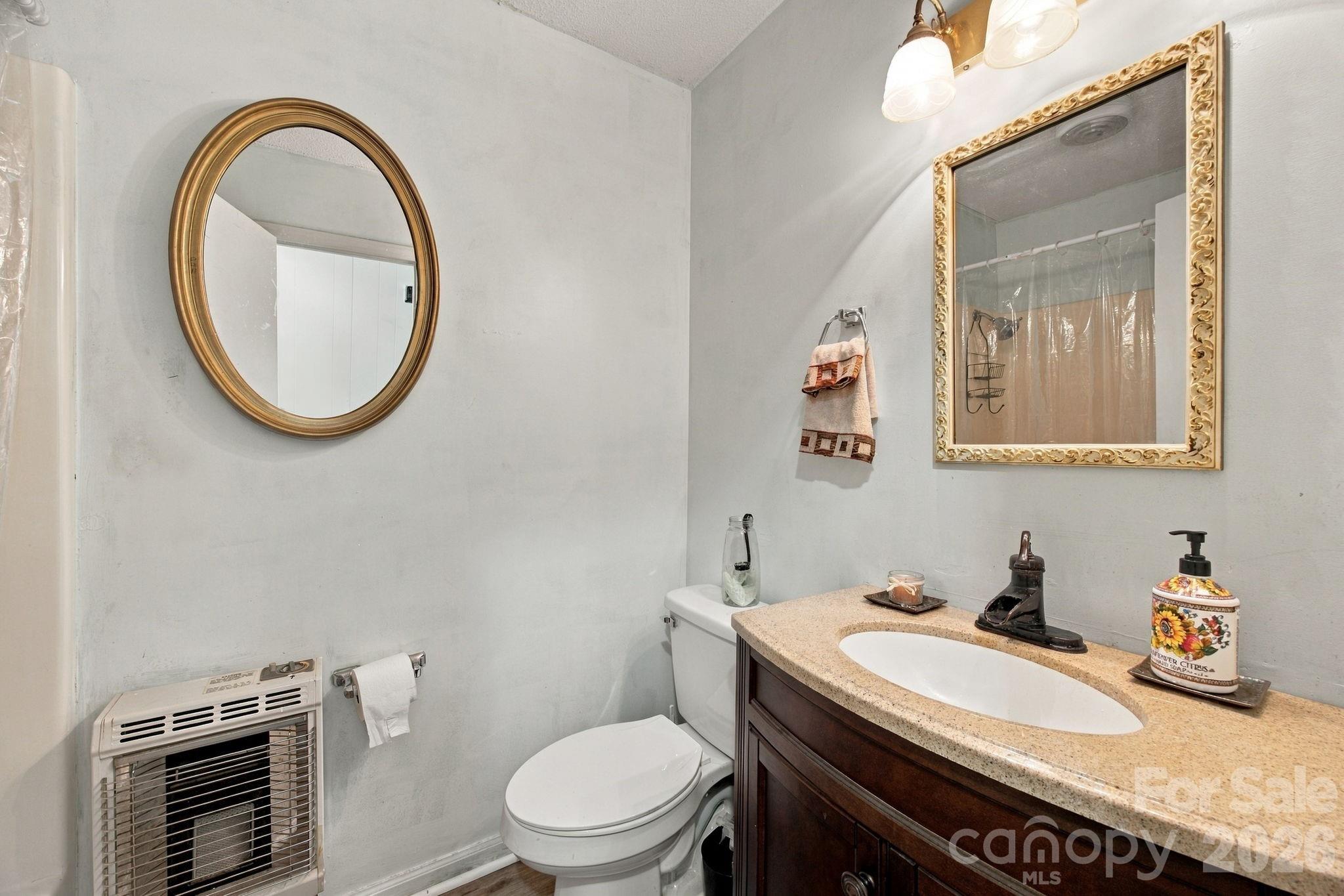 3702 Jonesville Lockhart Highway Property Photo 19