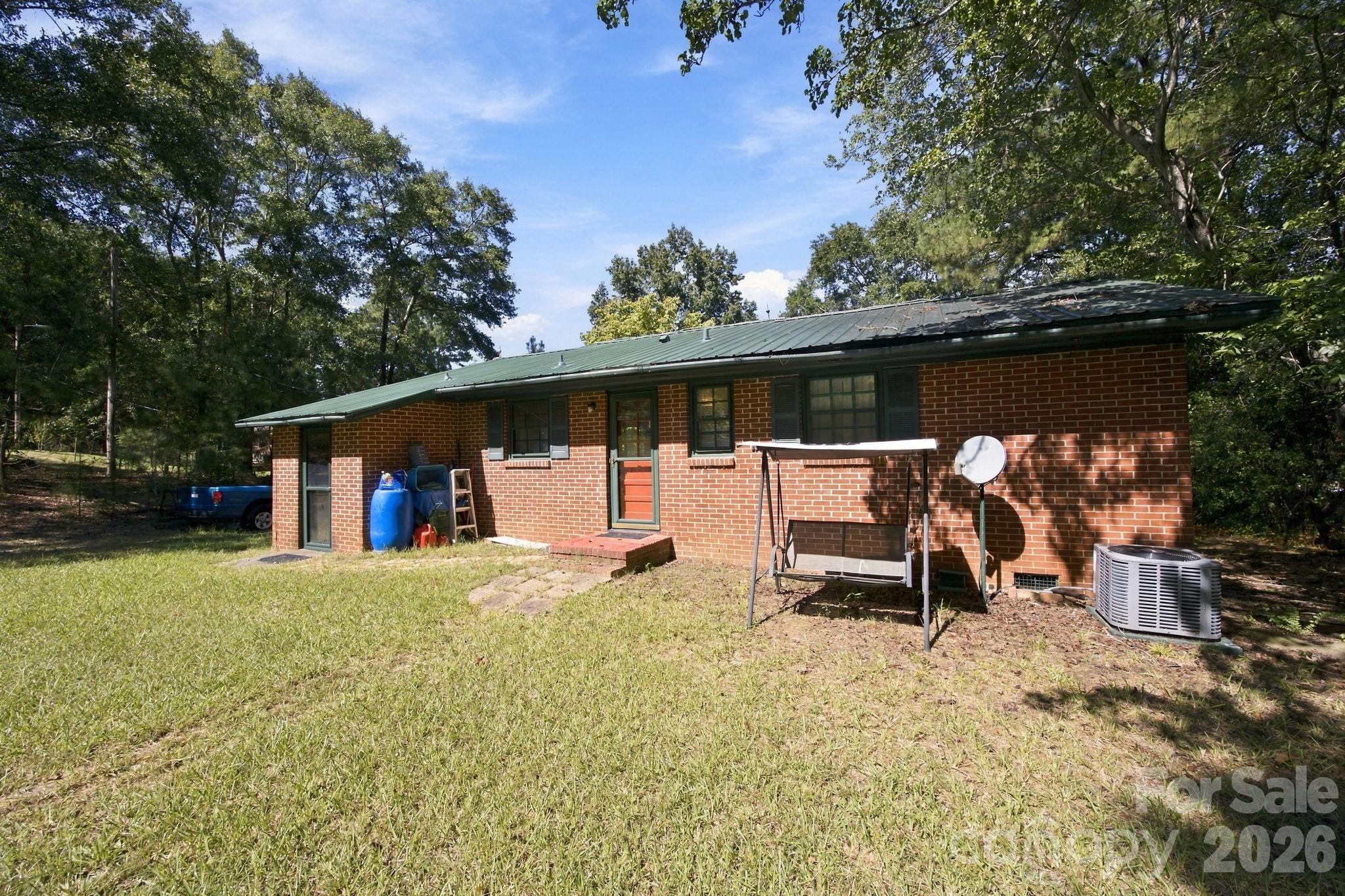3702 Jonesville Lockhart Highway Property Photo 23