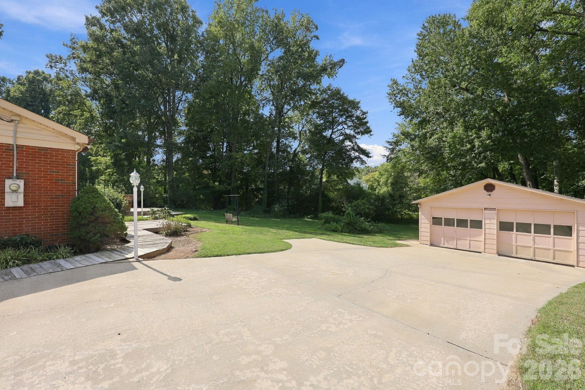 104 Spruce Drive Property Photo 16