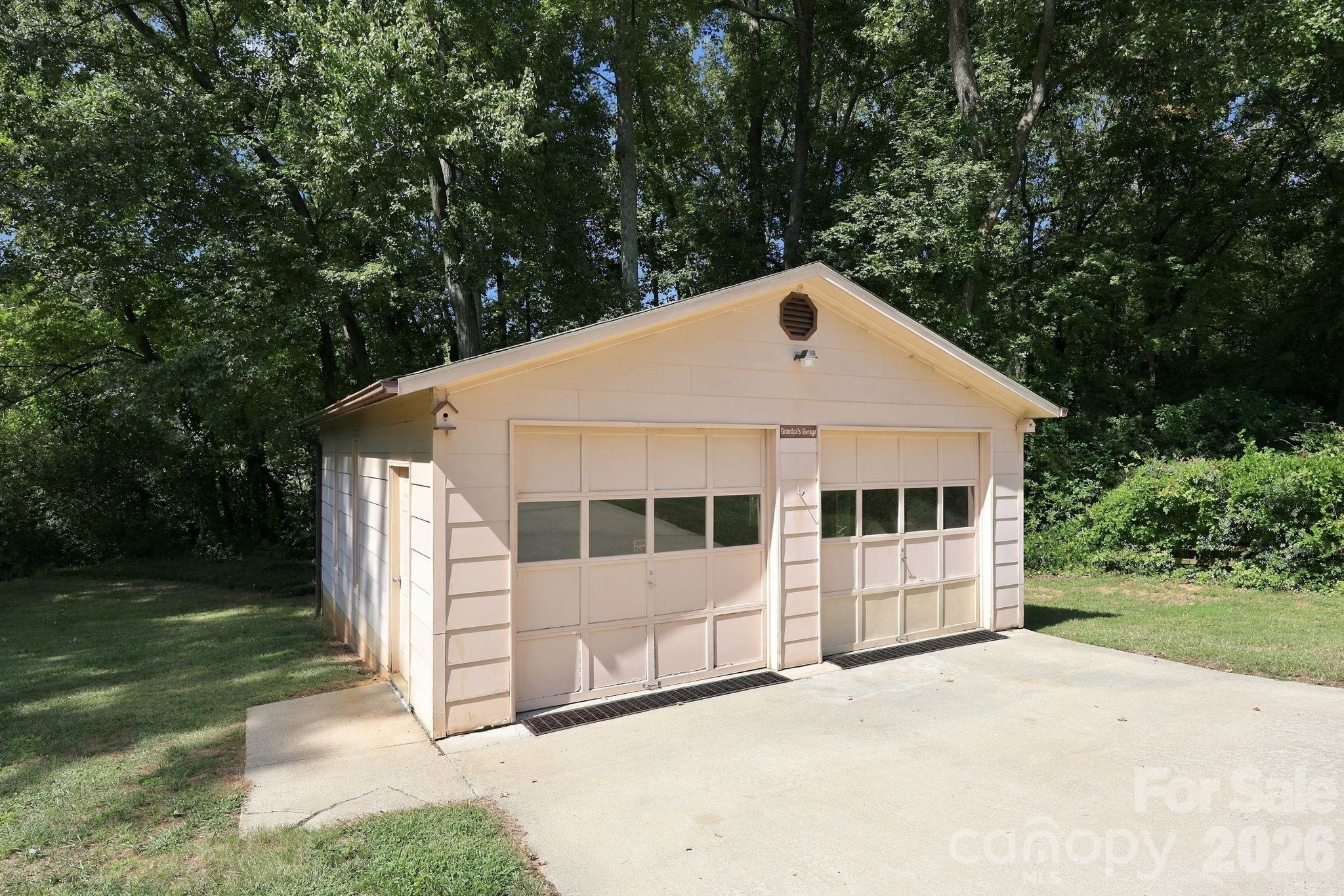 104 Spruce Drive Property Photo 17