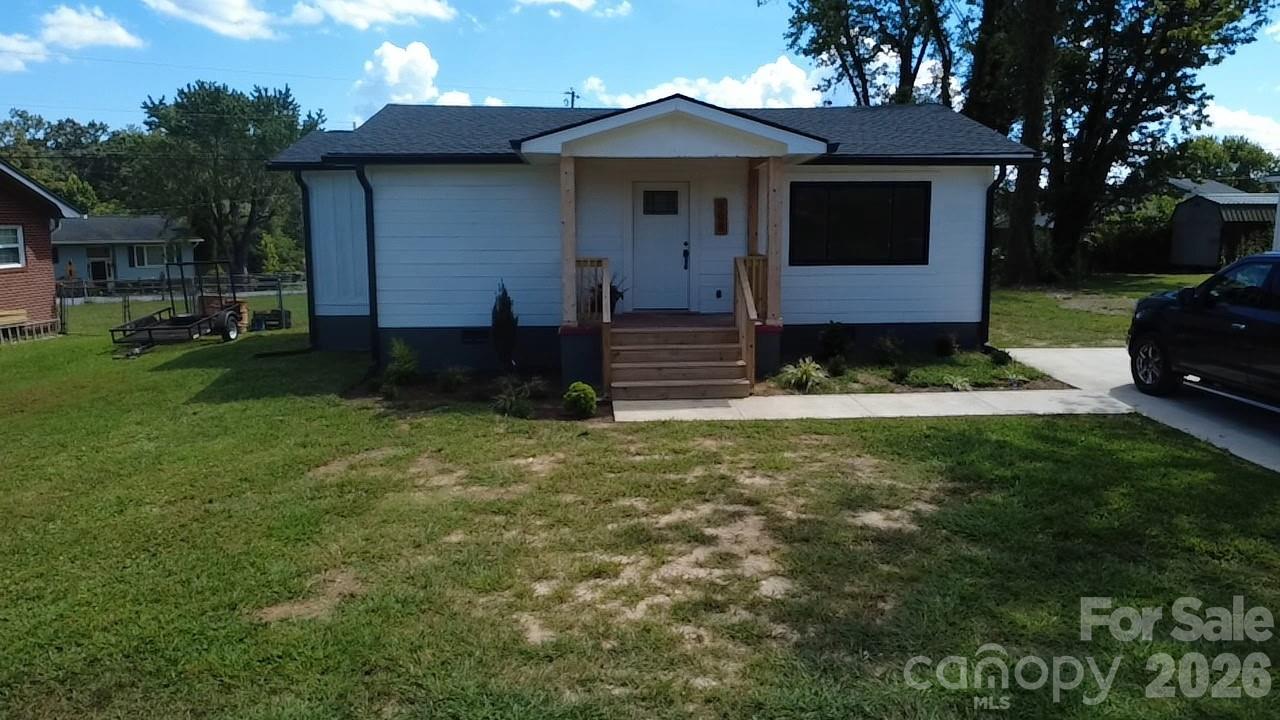 108 Maplewood Knoll Drive Property Photo 2