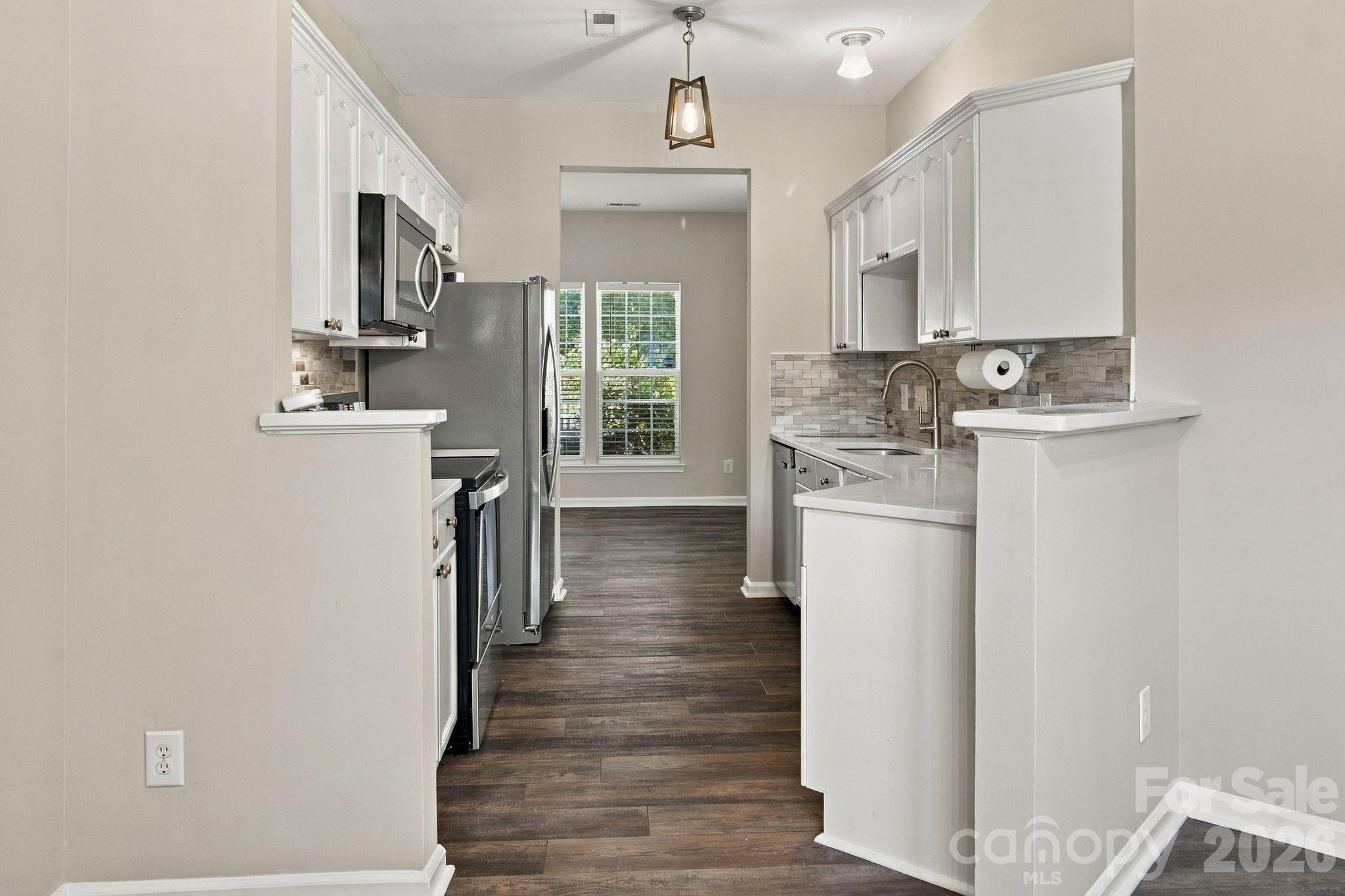 6032 Sapwood Court Property Photo 3