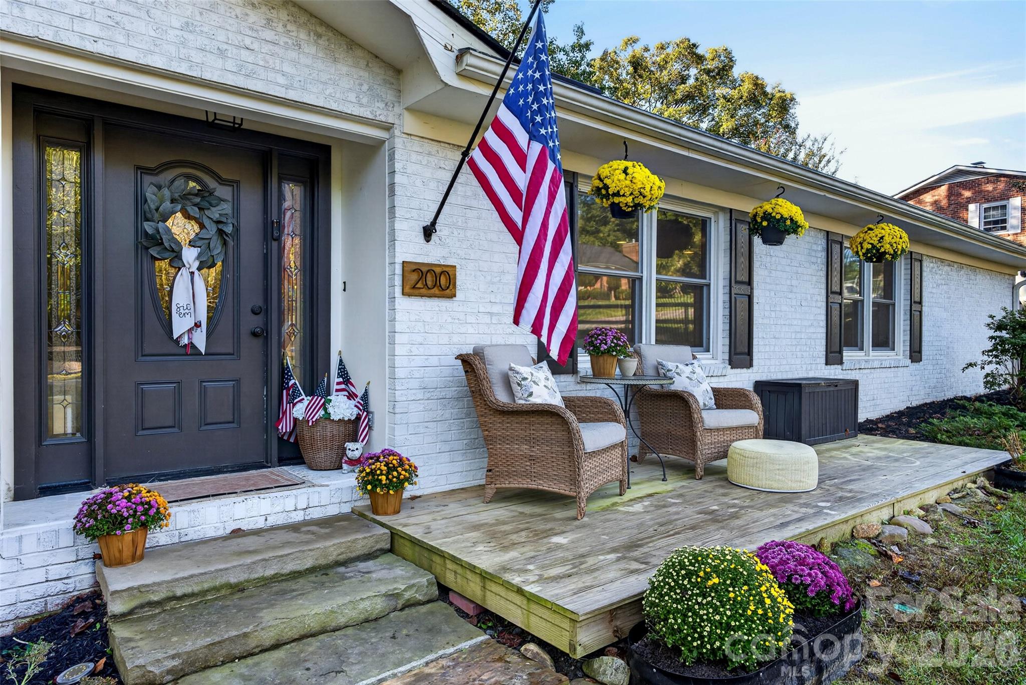 200 Whispering Hills Drive Property Photo 14