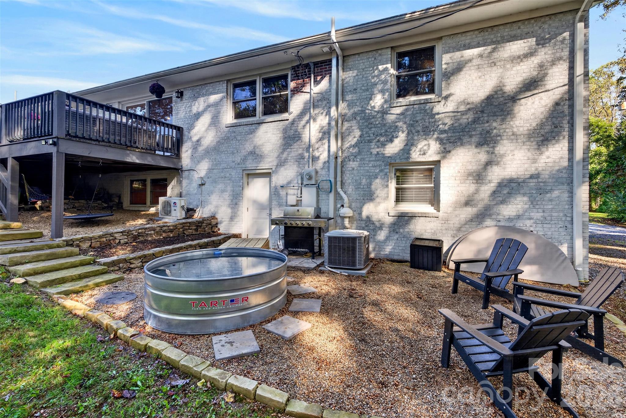 200 Whispering Hills Drive Property Photo 44