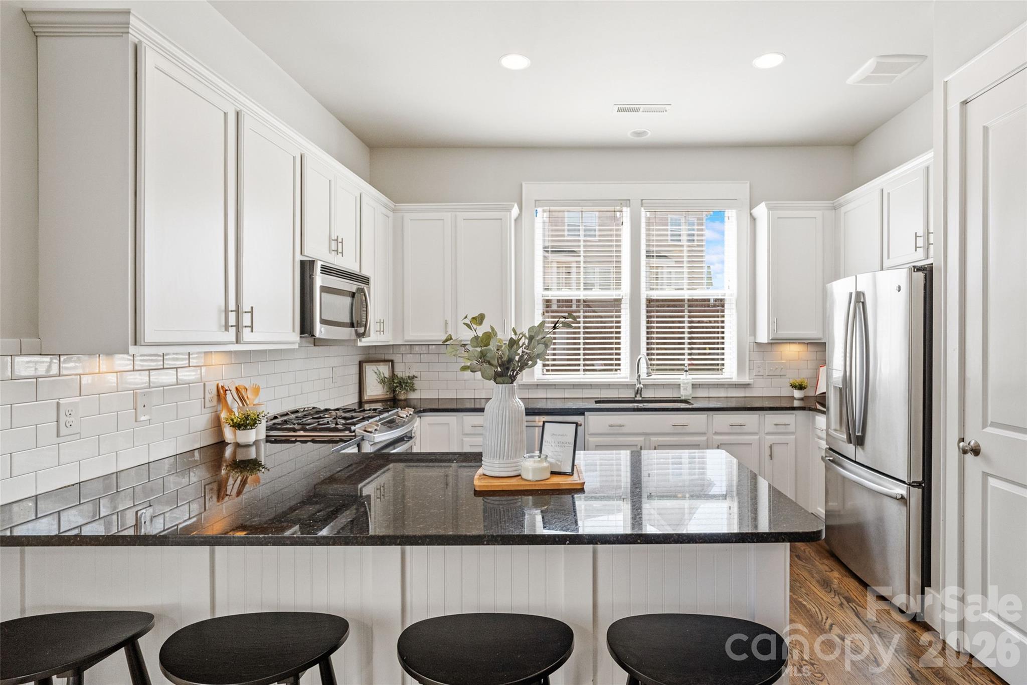 749 Waterscape Court Property Photo 15