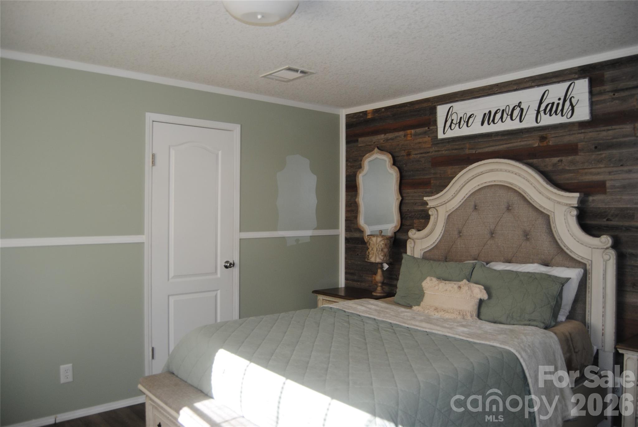 2759 Lockhart Road Property Photo 8