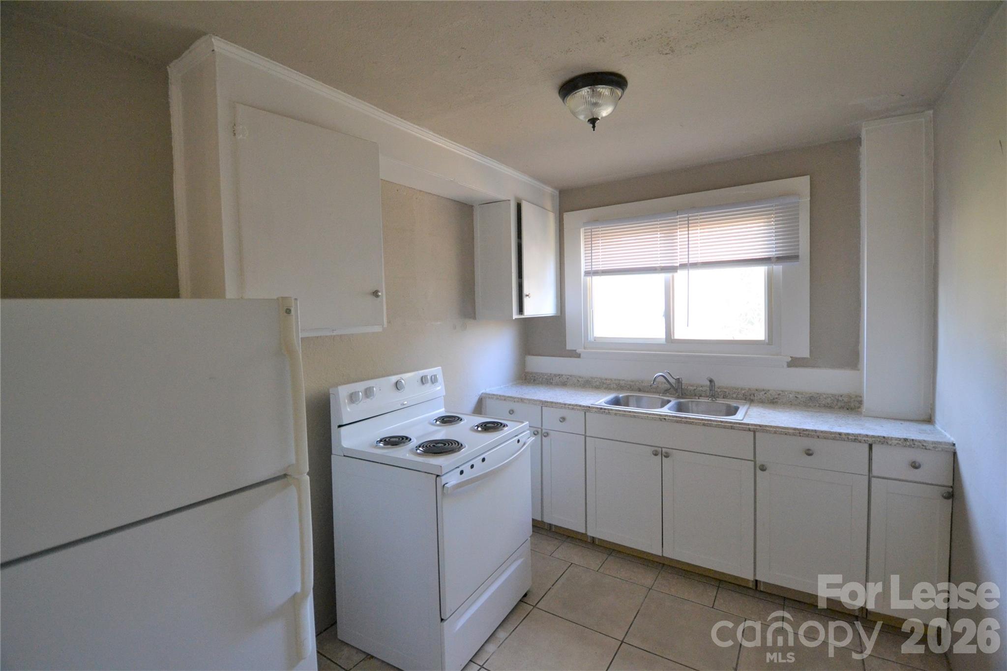 129 Brumley Avenue C Property Photo 7