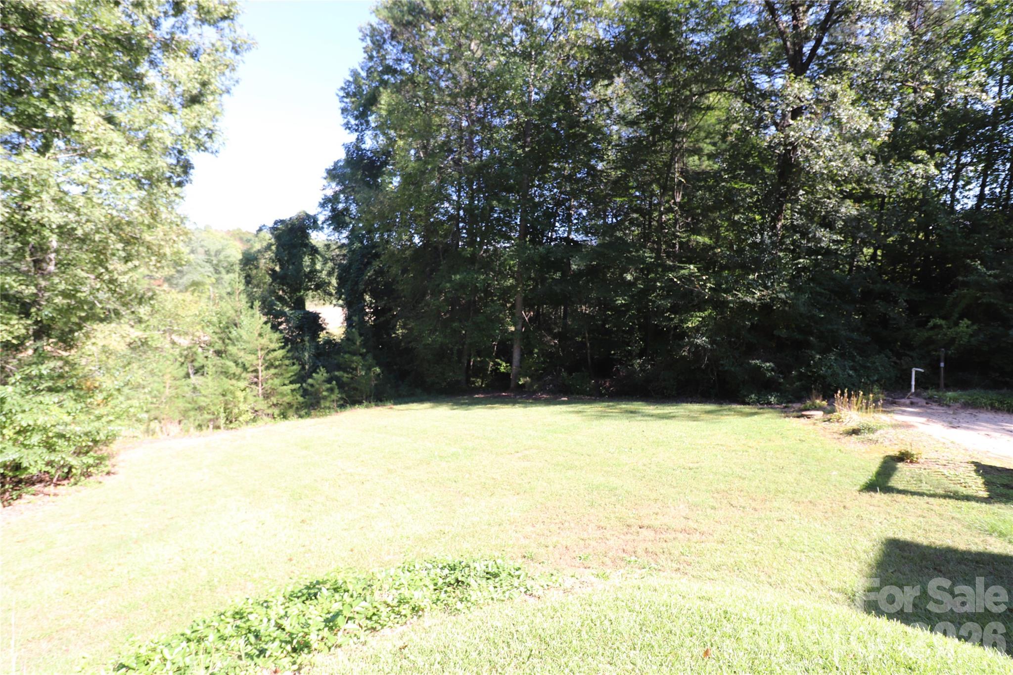1896 Timber Trace Property Photo 9