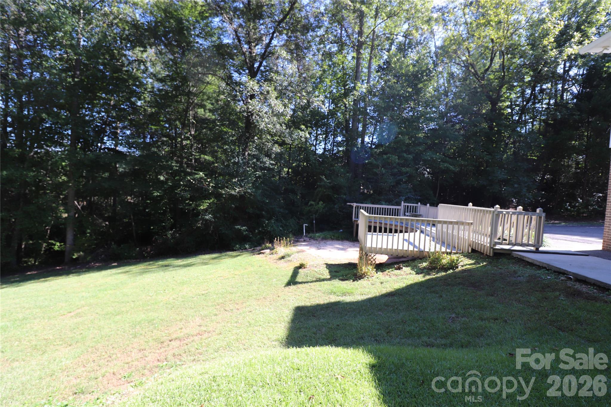 1896 Timber Trace Property Photo 10