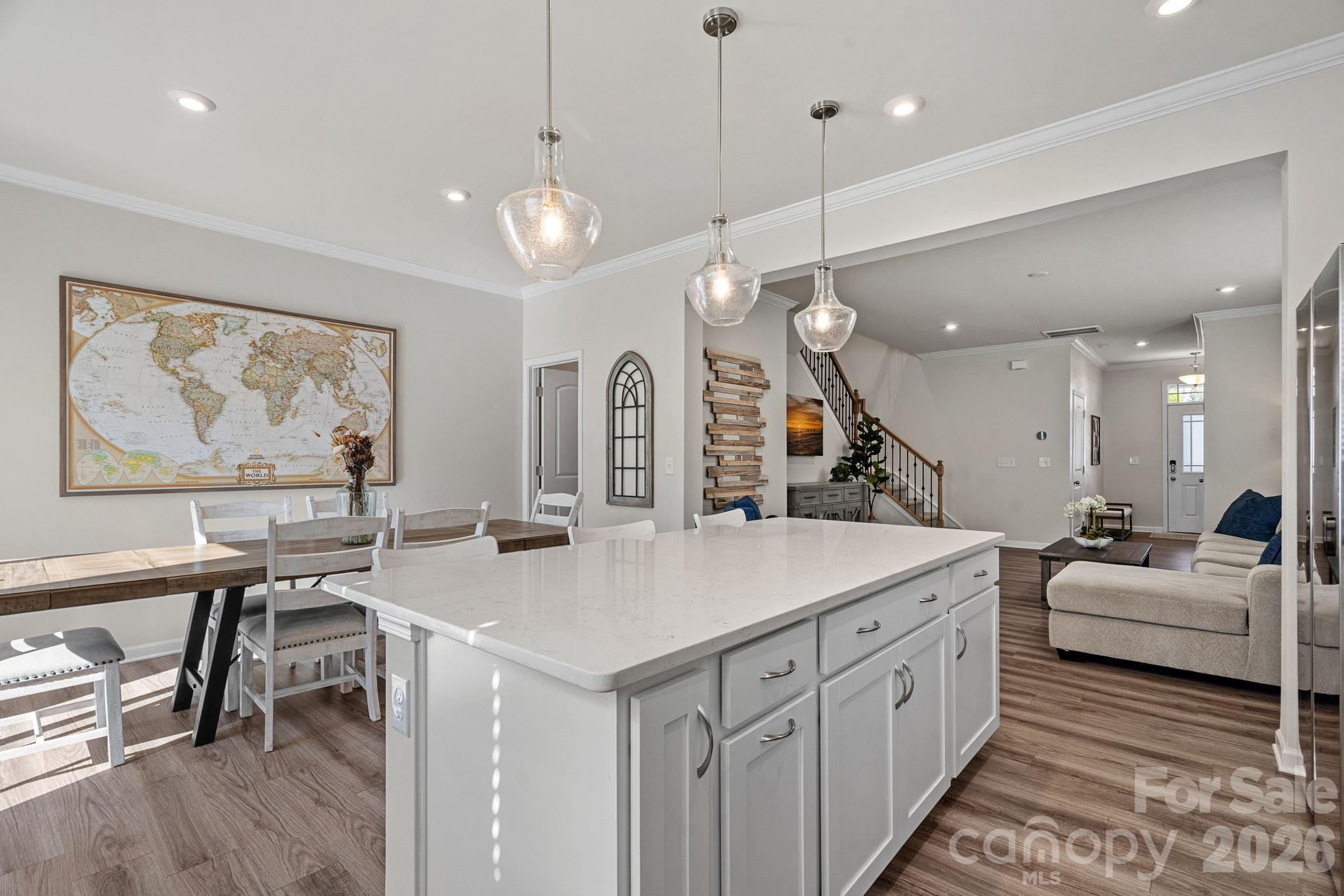 18048 Pear Hawthorne Drive Property Photo 11