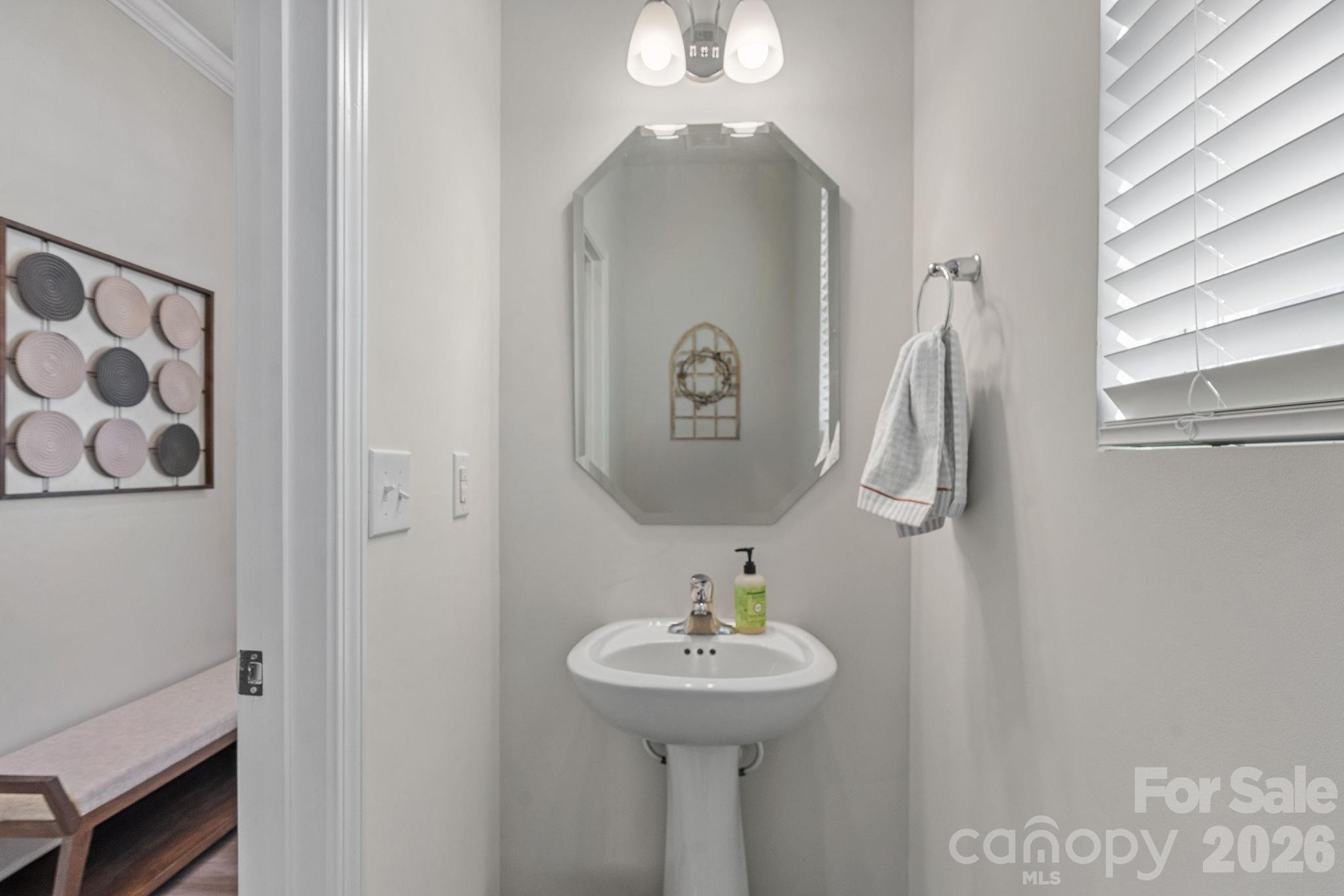 18048 Pear Hawthorne Drive Property Photo 12