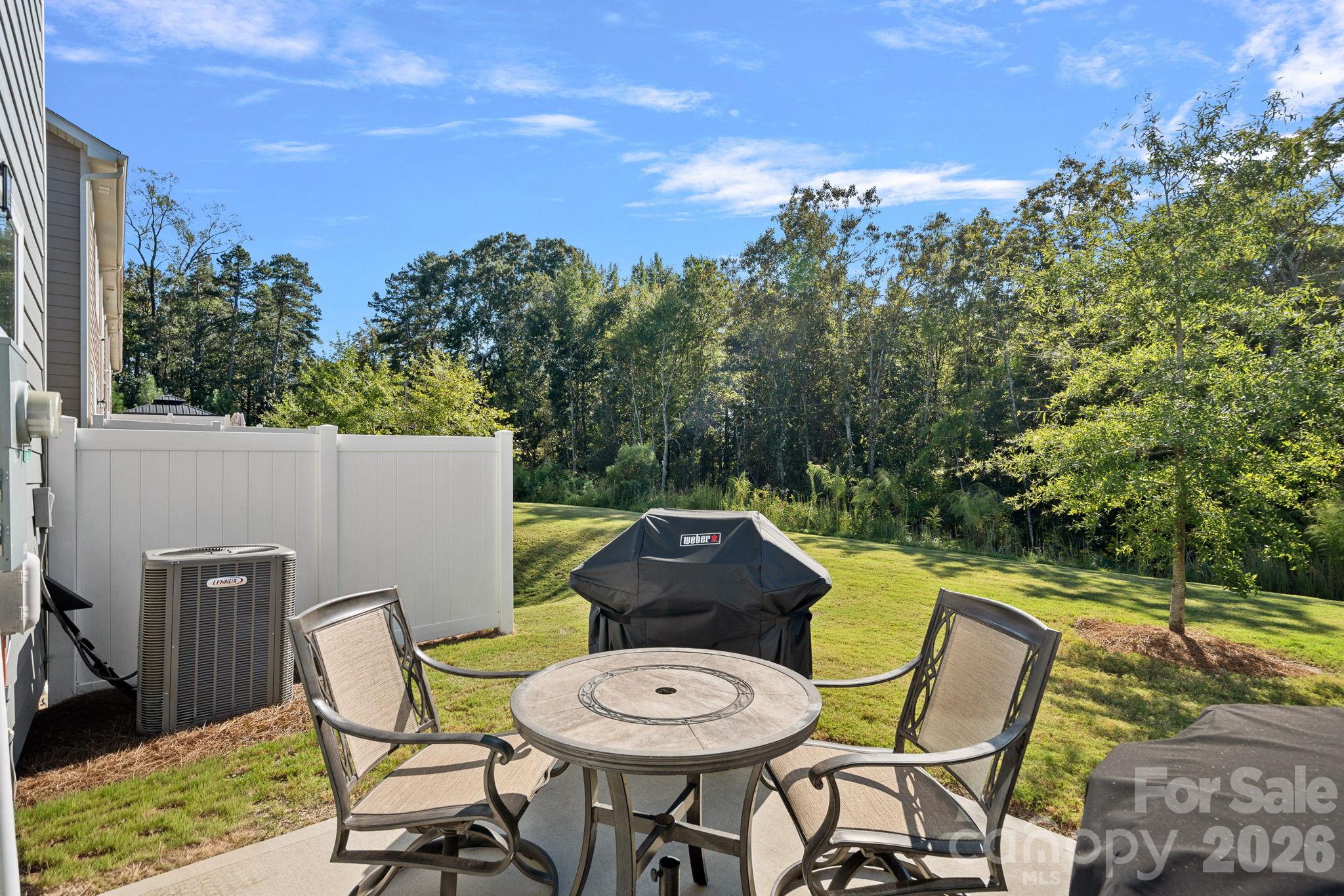 18048 Pear Hawthorne Drive Property Photo 23
