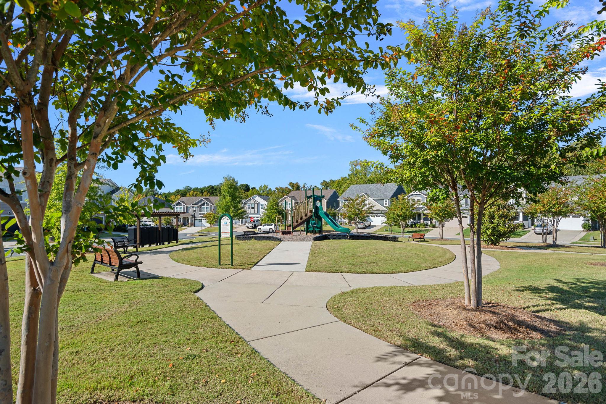 18048 Pear Hawthorne Drive Property Photo 29