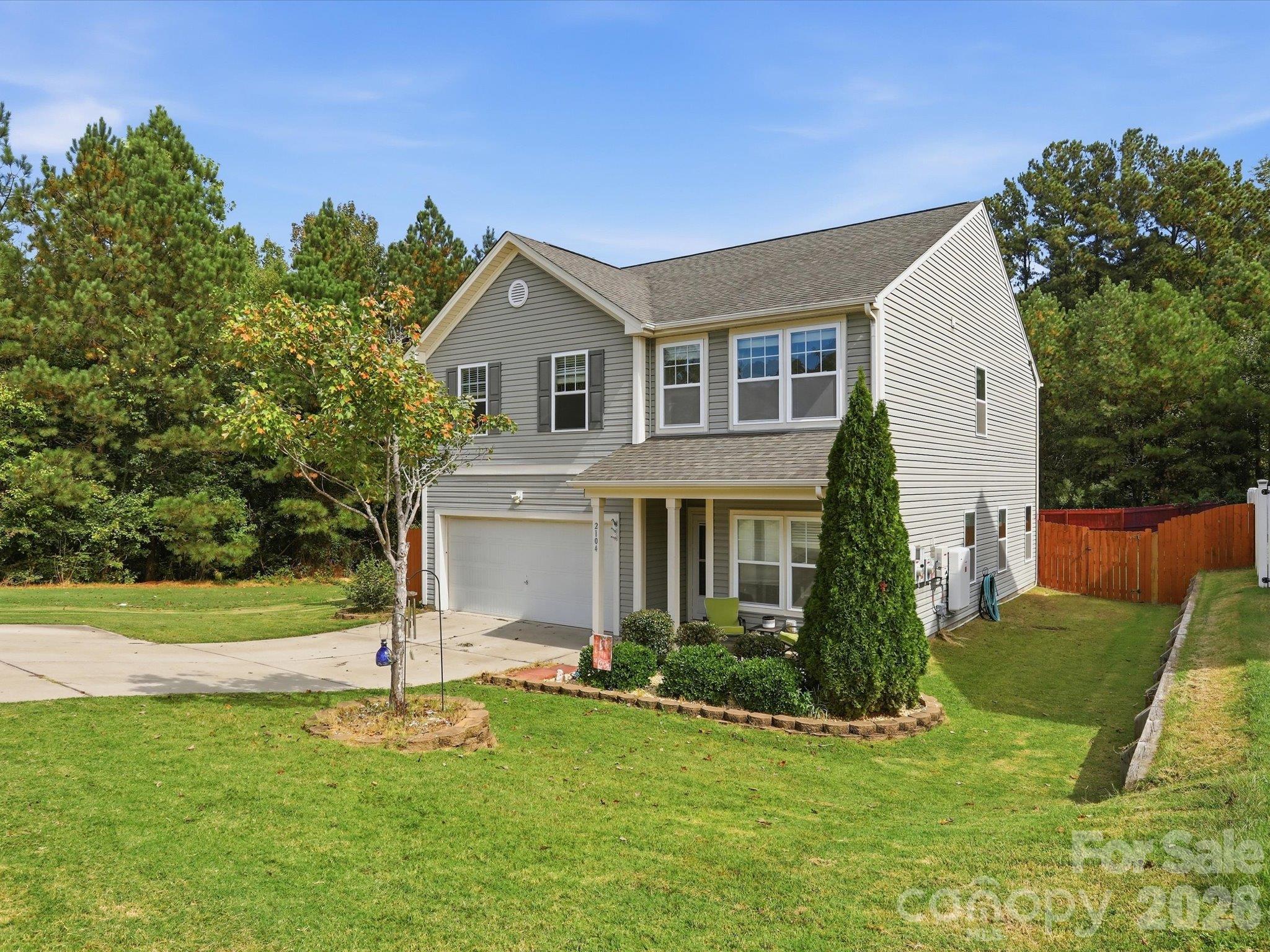 2104 Argentum Avenue Property Photo 2