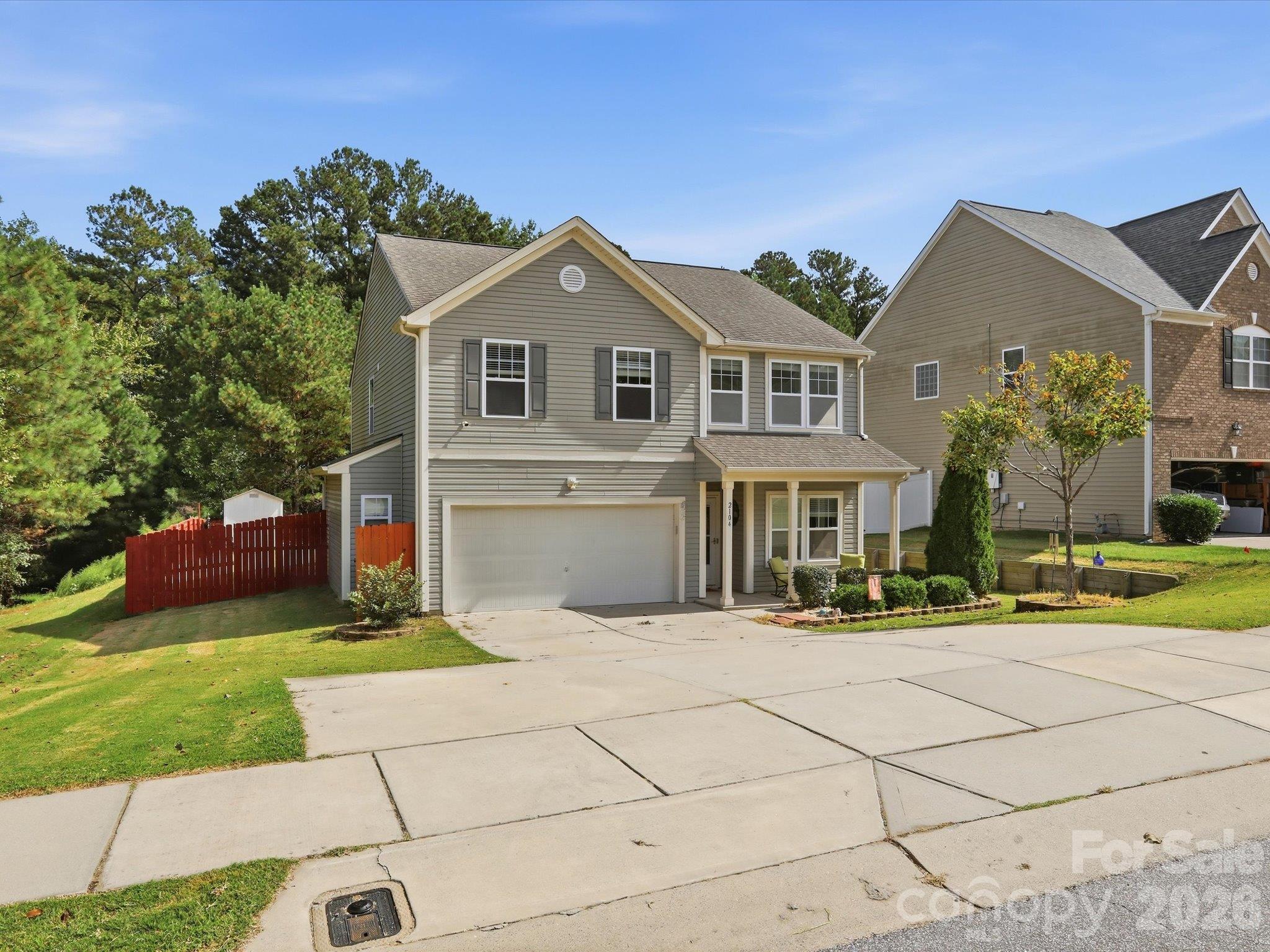 2104 Argentum Avenue Property Photo 3