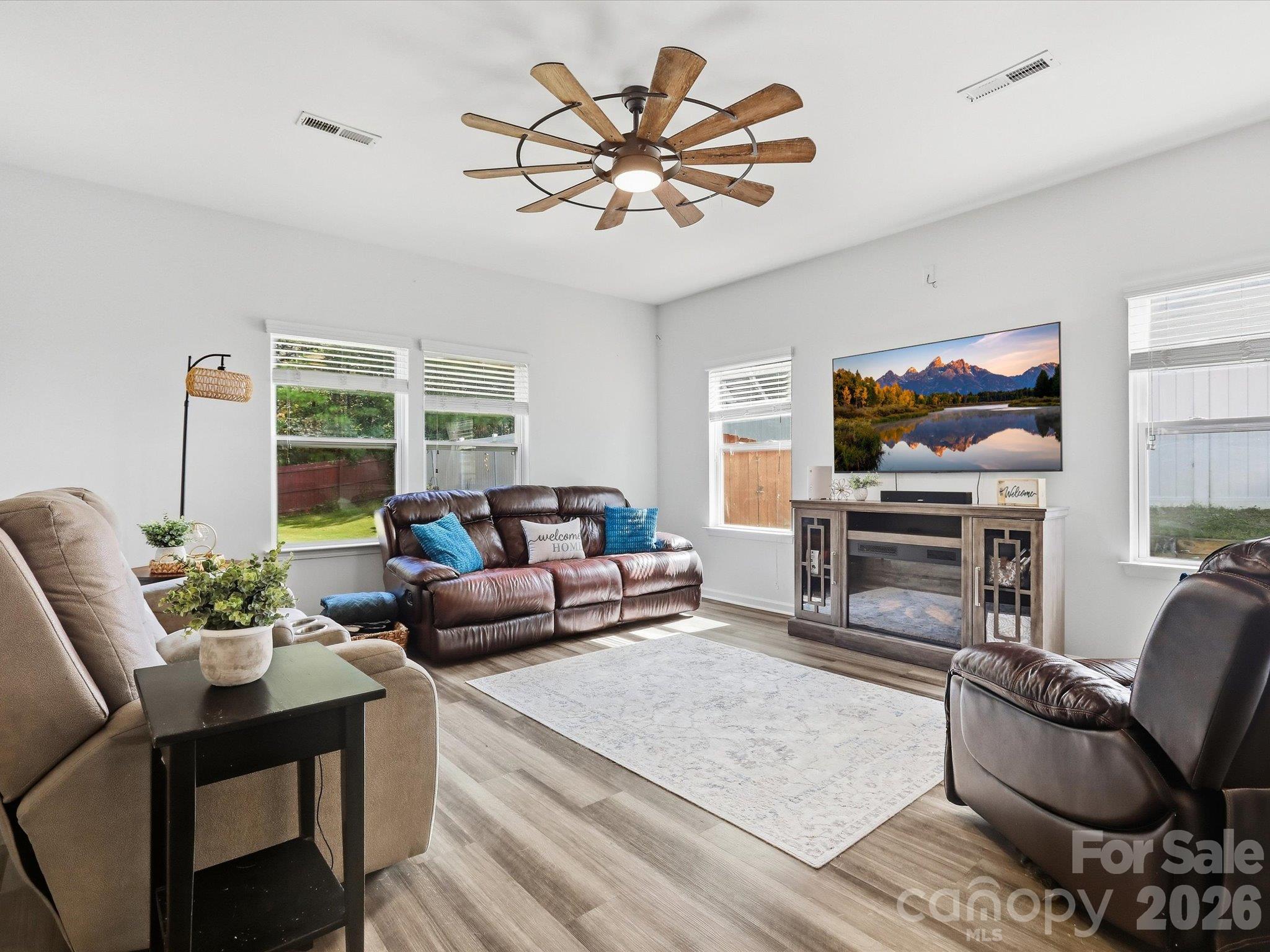 2104 Argentum Avenue Property Photo 5