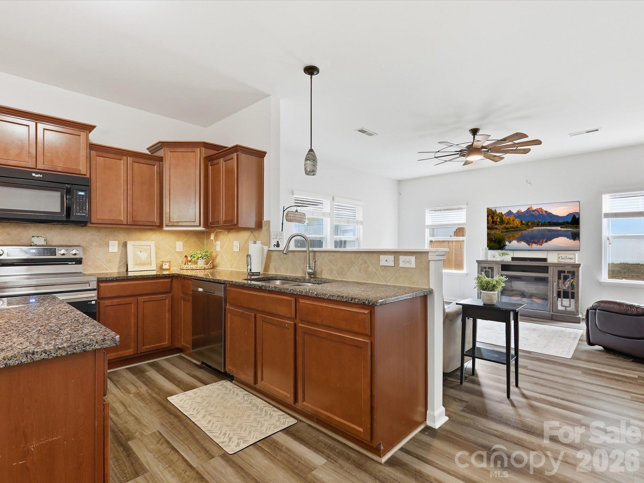 2104 Argentum Avenue Property Photo 9