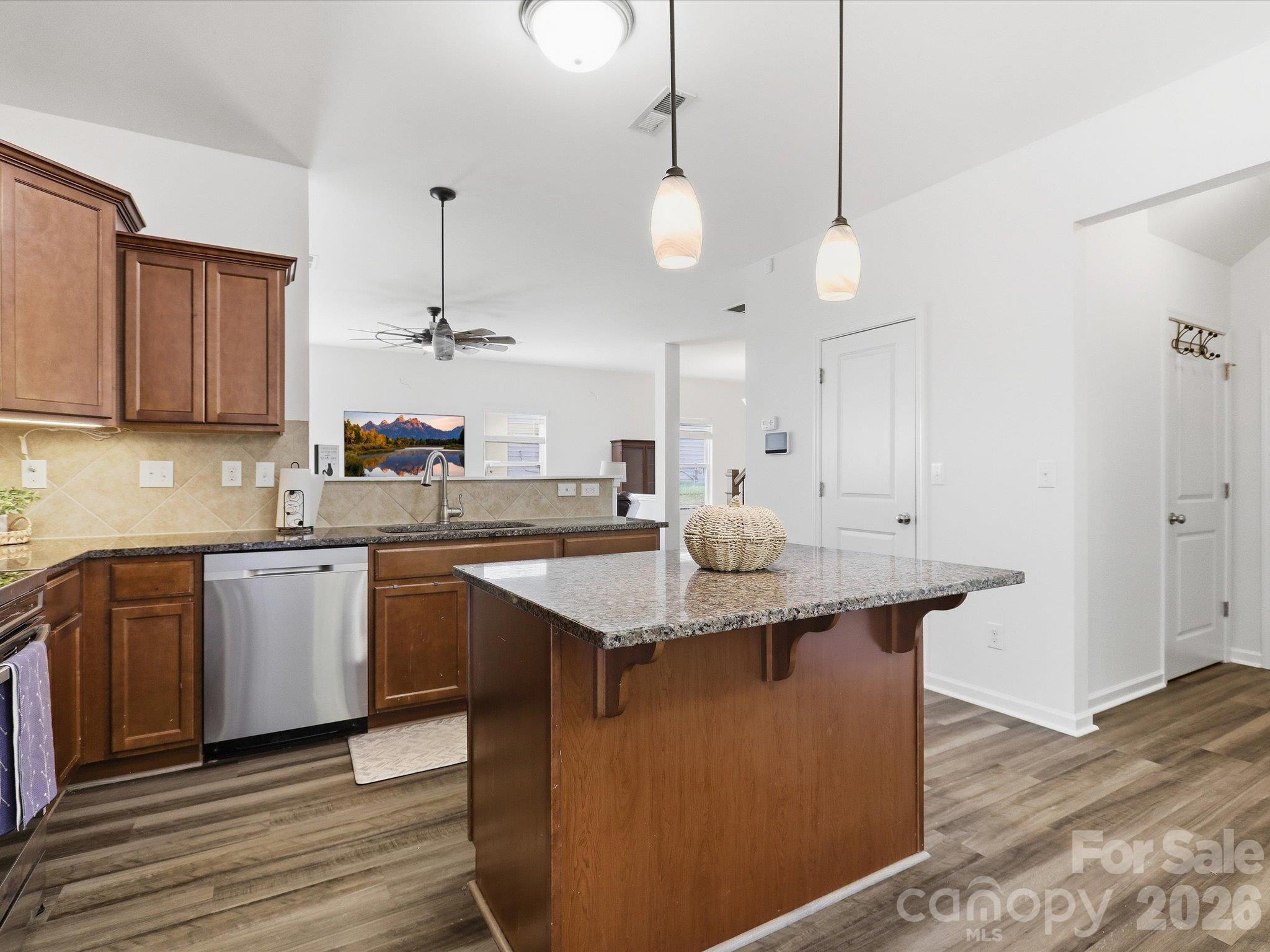 2104 Argentum Avenue Property Photo 12