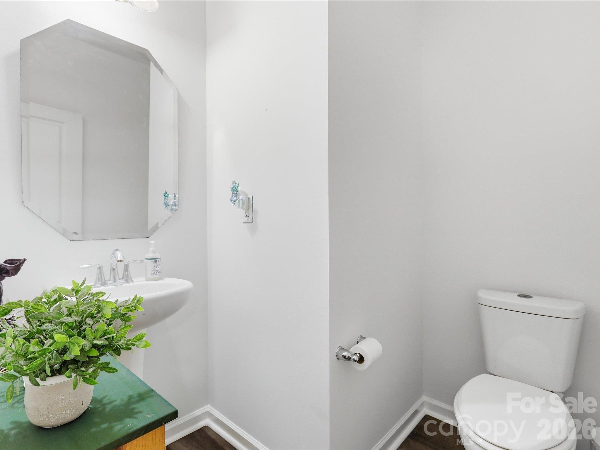 2104 Argentum Avenue Property Photo 15