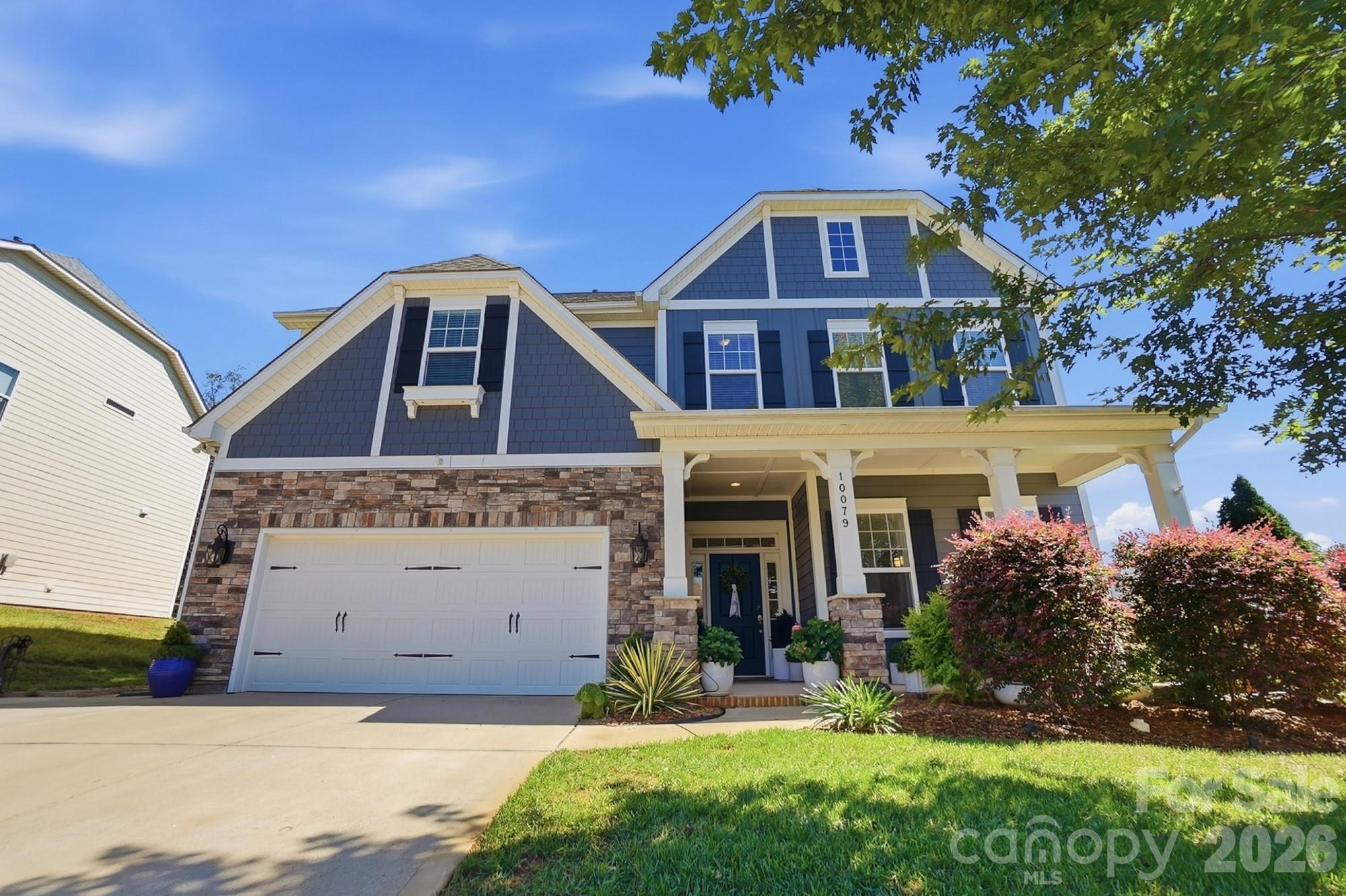 10079 Fox Trotter Lane Property Photo 1