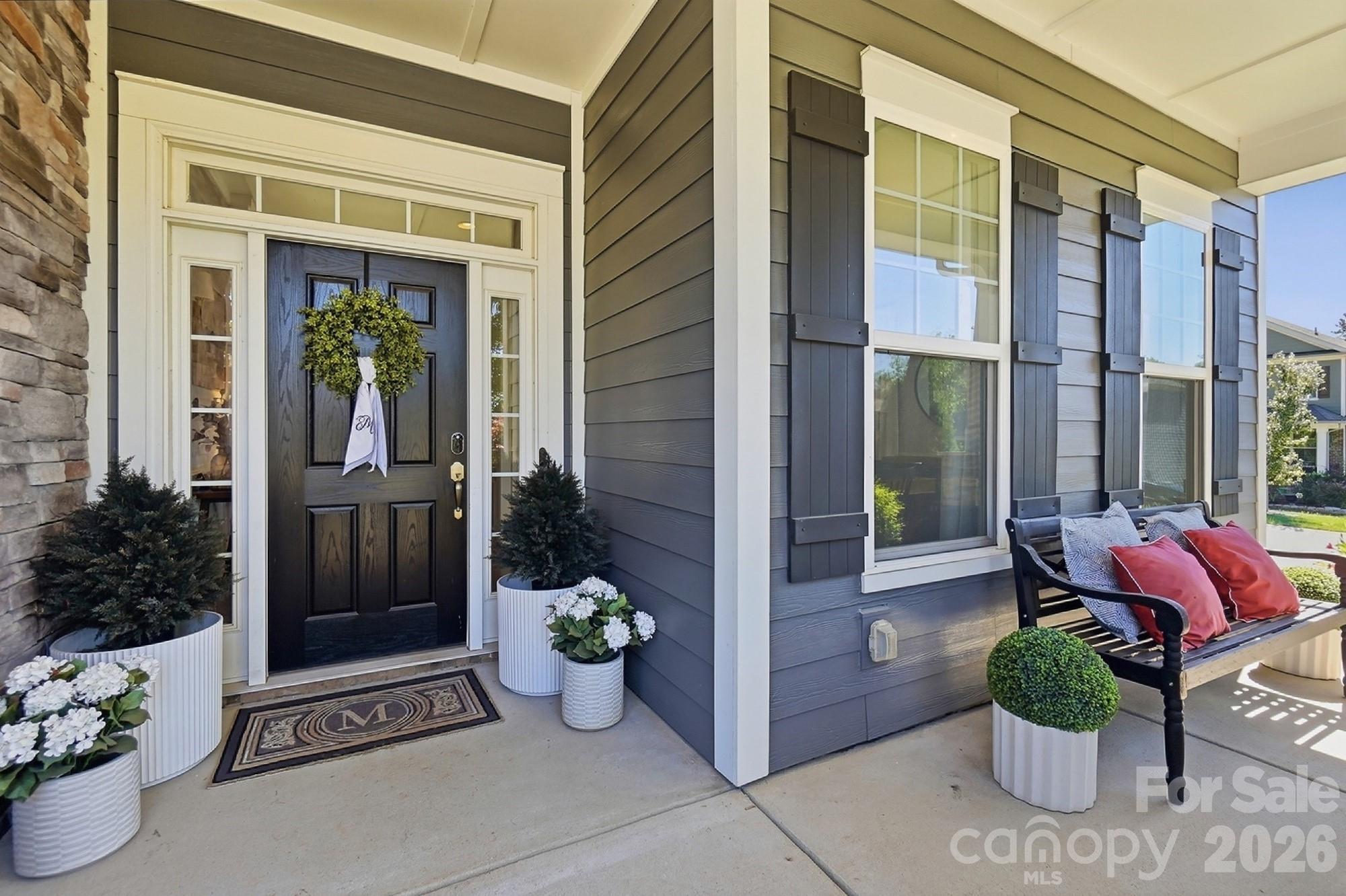 10079 Fox Trotter Lane Property Photo 4
