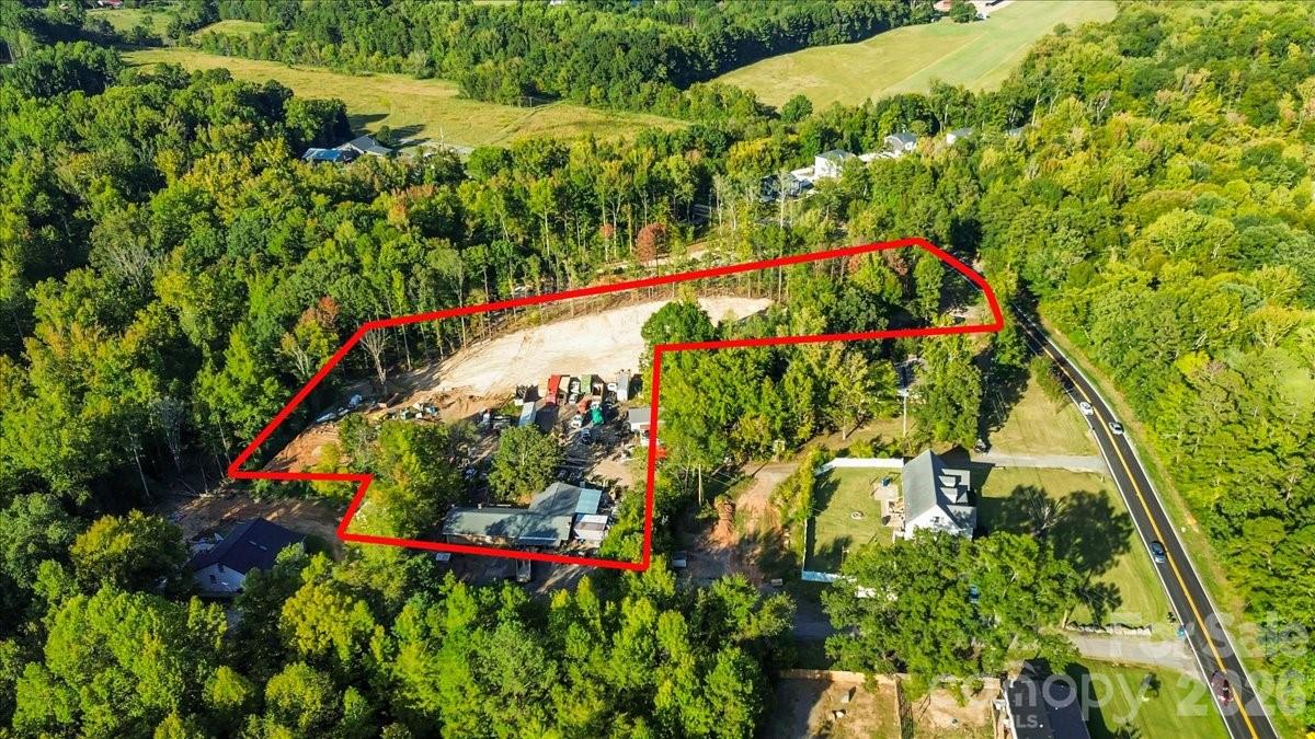 13311 Asbury Chapel Road Property Photo 4