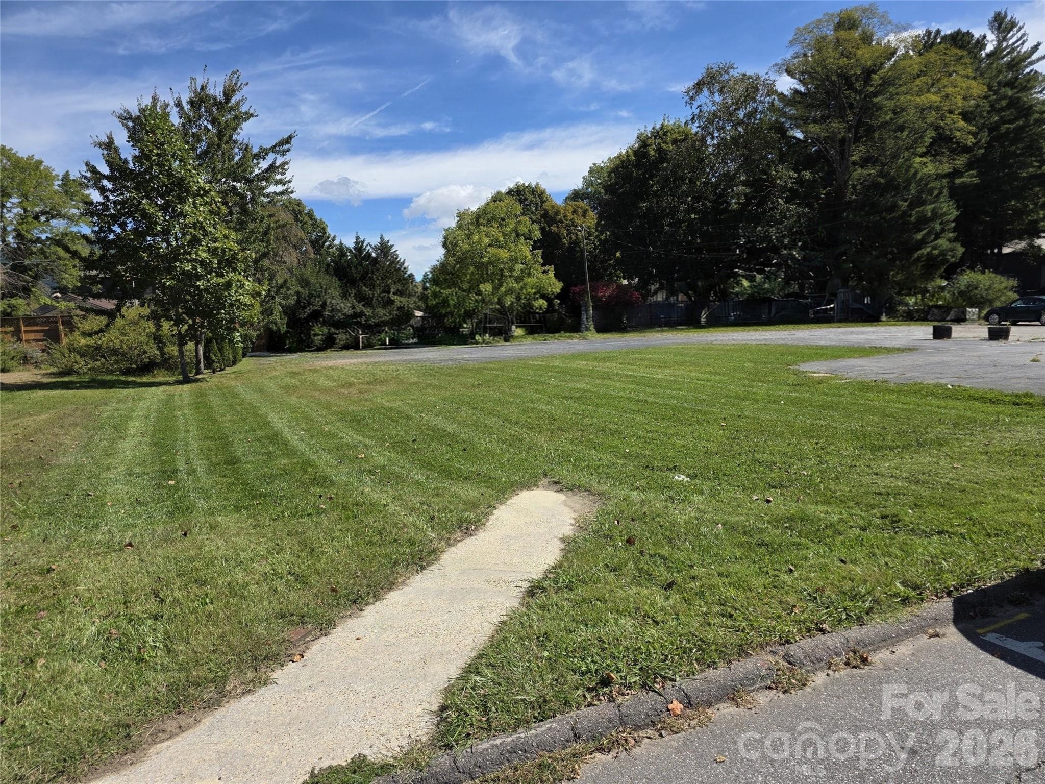 111 S Richardson Boulevard Property Photo 5