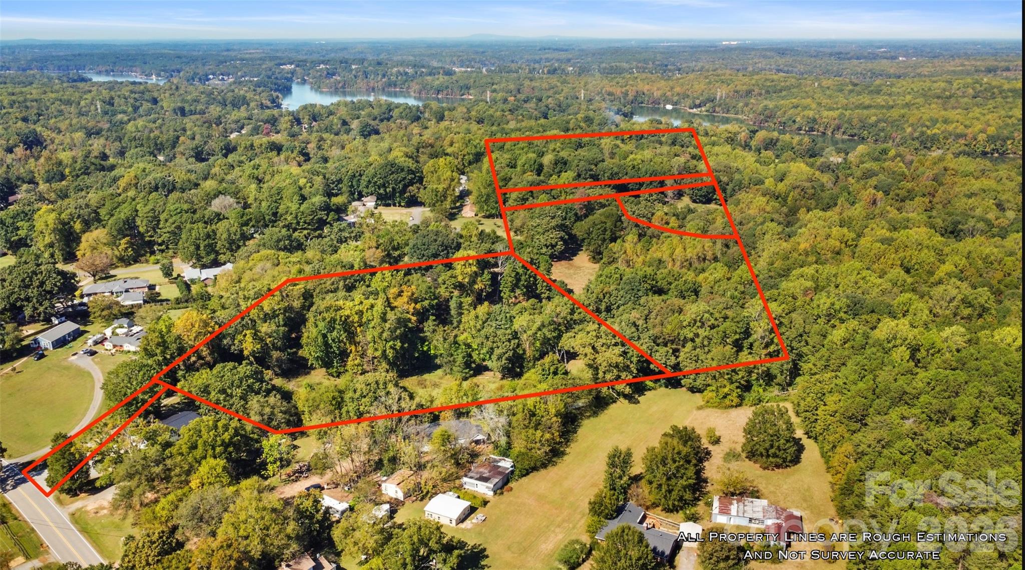 5525 Mount Holly Huntersville Road Property Photo 2