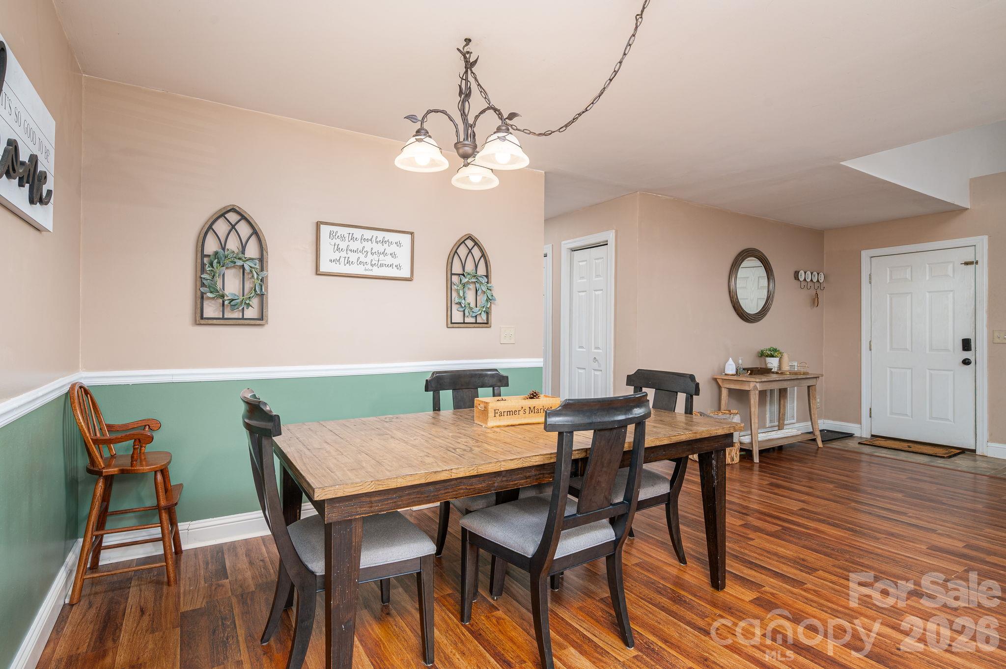 2564 Lynn Mountain Road Property Photo 13